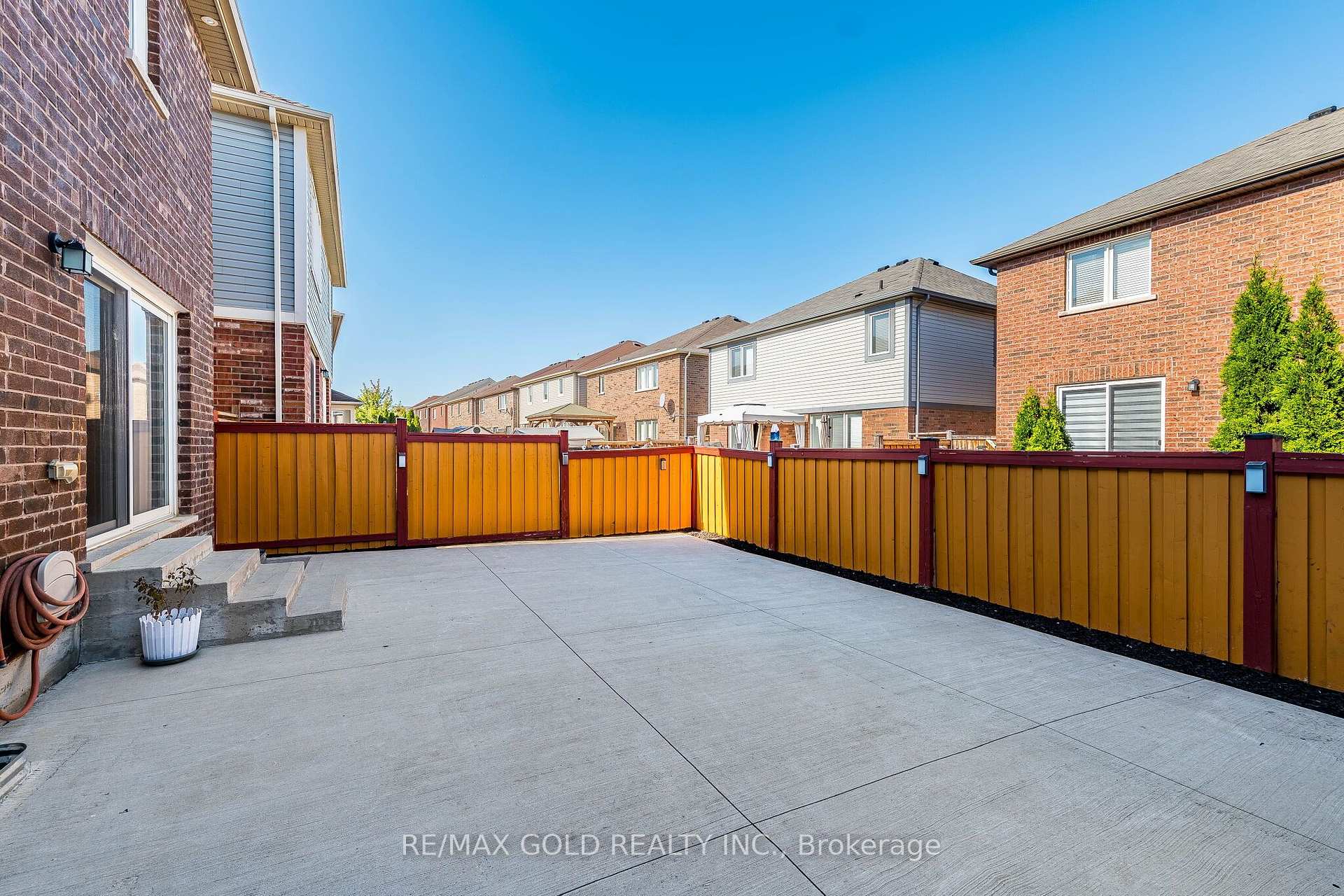 Photo 39 of 169 Robert Parkinson Drive, Brampton, Northwest Brampton — HOMEH