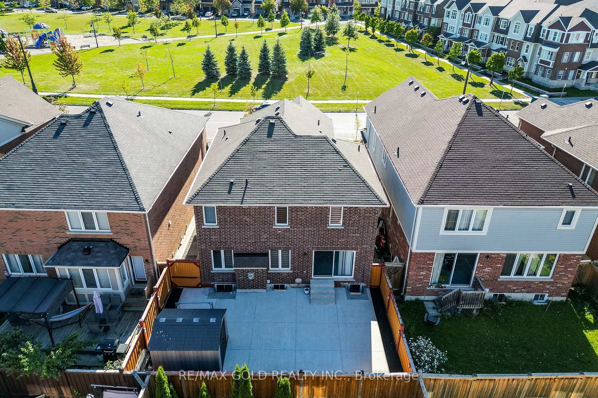Photo 42 of 169 Robert Parkinson Drive, Brampton, Northwest Brampton — HOMEH