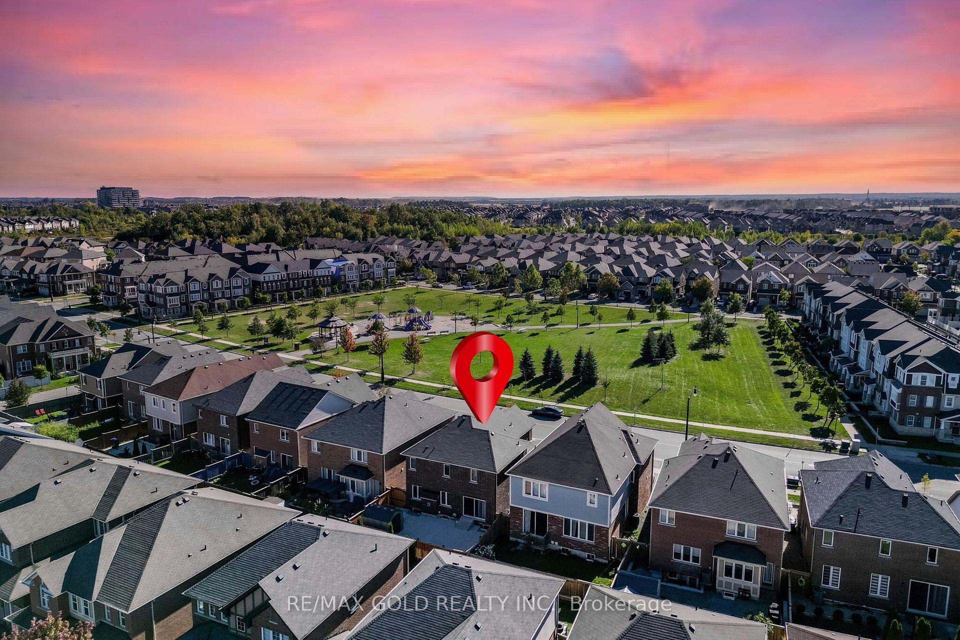 Photo 43 of 169 Robert Parkinson Drive, Brampton, Northwest Brampton — HOMEH