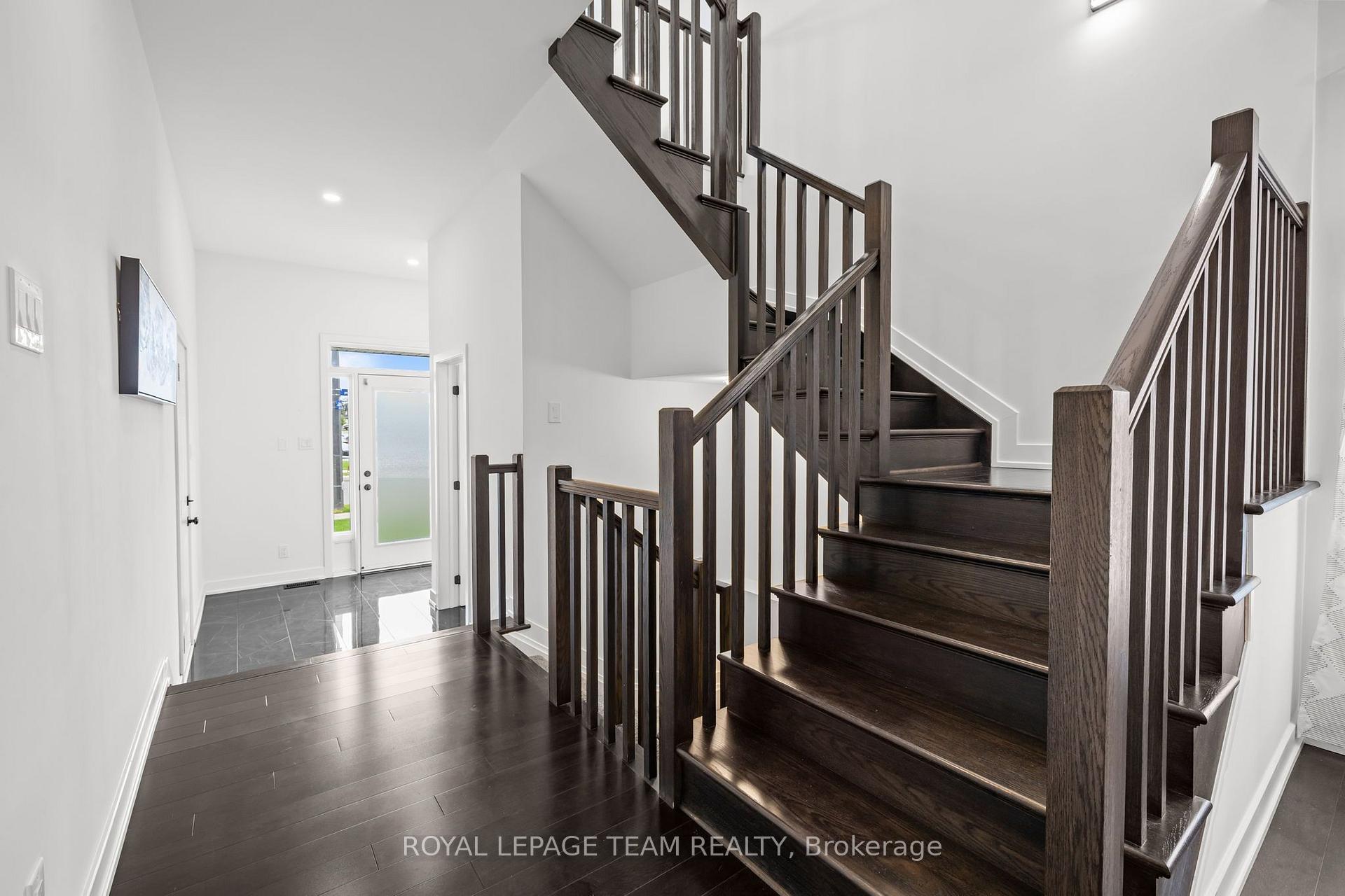 Photo 14 of 3328 Findlay Creek Drive, Ottawa, Leitrim — HOMEH