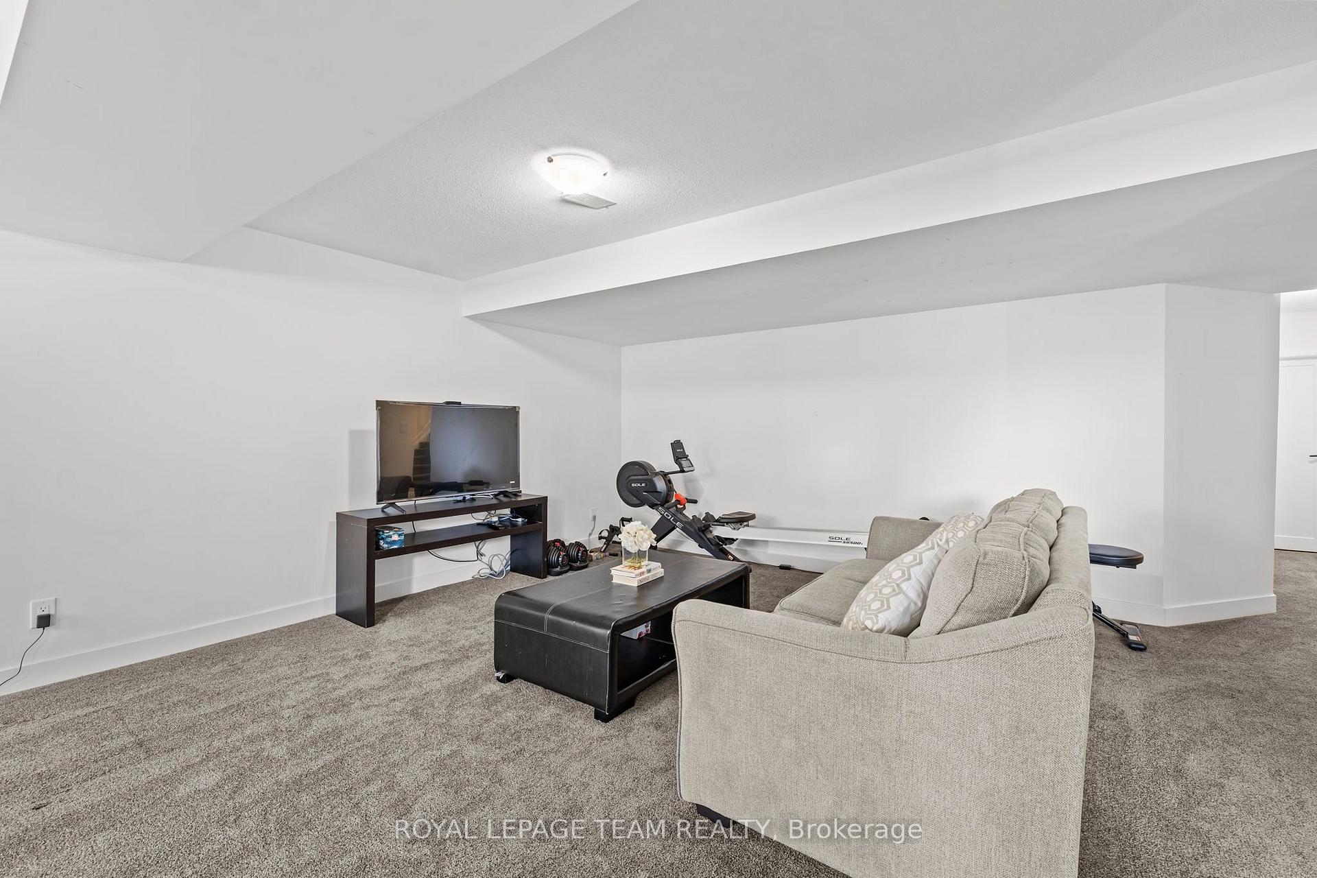 Photo 28 of 3328 Findlay Creek Drive, Ottawa, Leitrim — HOMEH