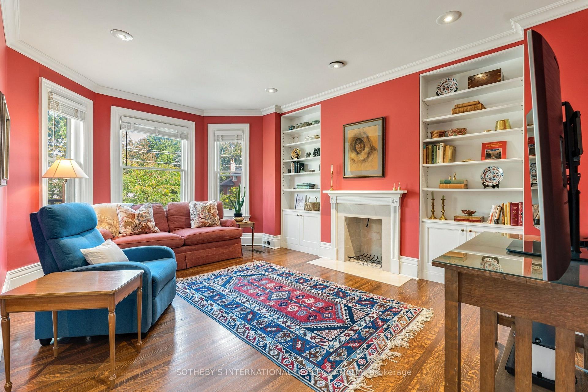 Photo 3 of 135 Roxborough Street E, Toronto, Rosedale-Moore Park — HOMEH