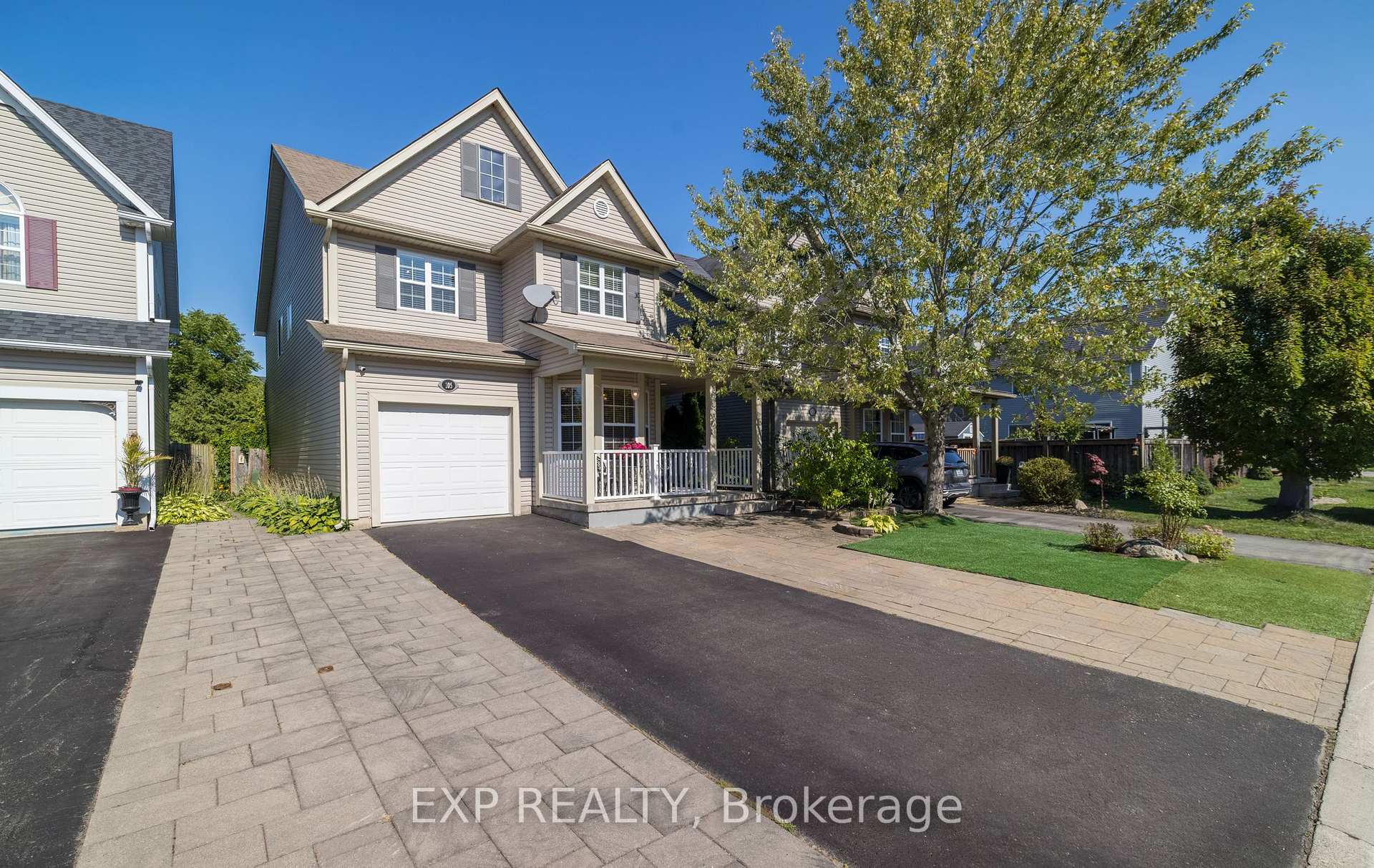 Photo of 105 Hampson Crescent