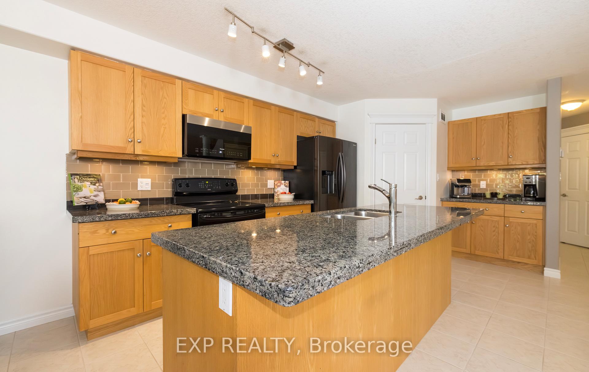 Photo 9 of 105 Hampson Crescent, Guelph/Eramosa, Rockwood — HOMEH