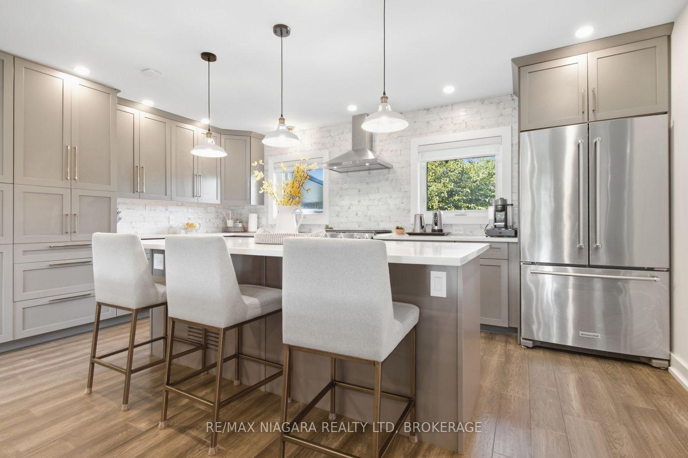 Photo 13 of 9 Bishops Road, St. Catharines, Vine/Linwell — HOMEH