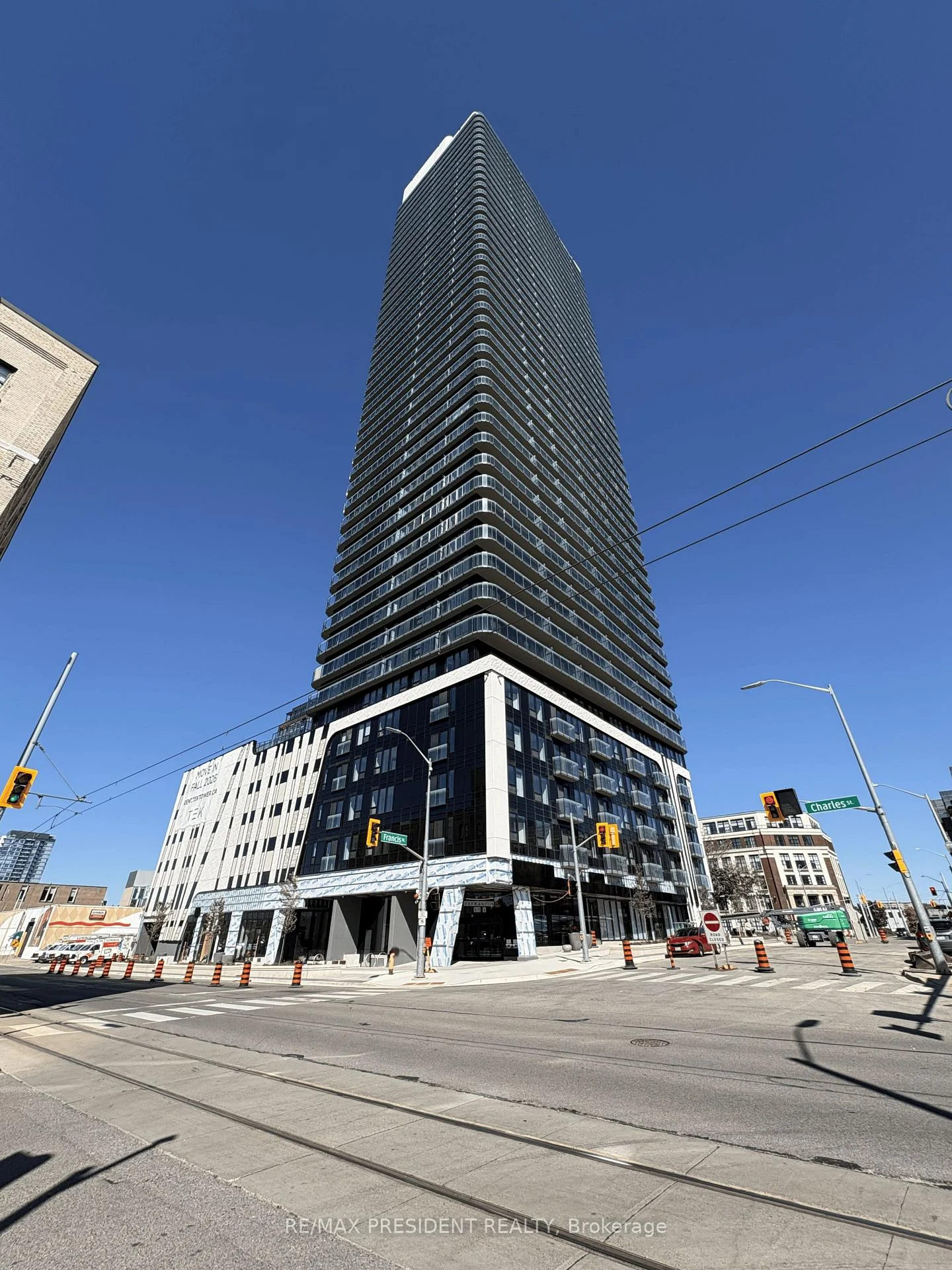 Photo 2 of Unit 1311, 30 Francis Street, Kitchener, City Commercial Core — HOMEH