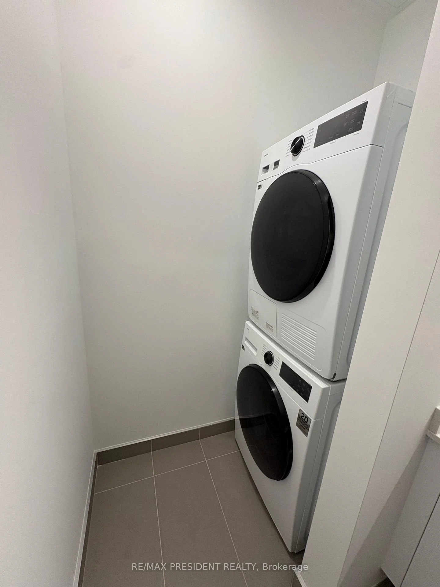 Photo 9 of Unit 1311, 30 Francis Street, Kitchener, City Commercial Core — HOMEH
