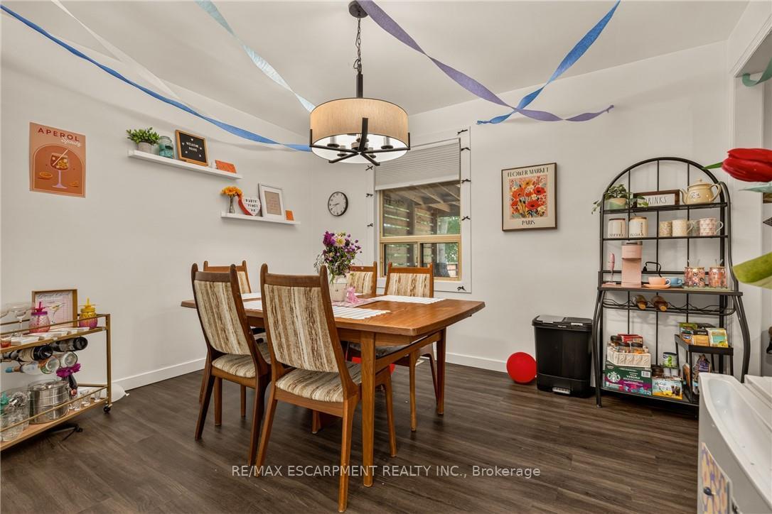 Photo 9 of 15 Mapes Avenue, Hamilton, Westdale — HOMEH