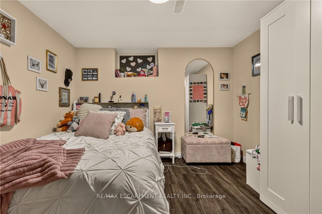 Photo 30 of 15 Mapes Avenue, Hamilton, Westdale — HOMEH