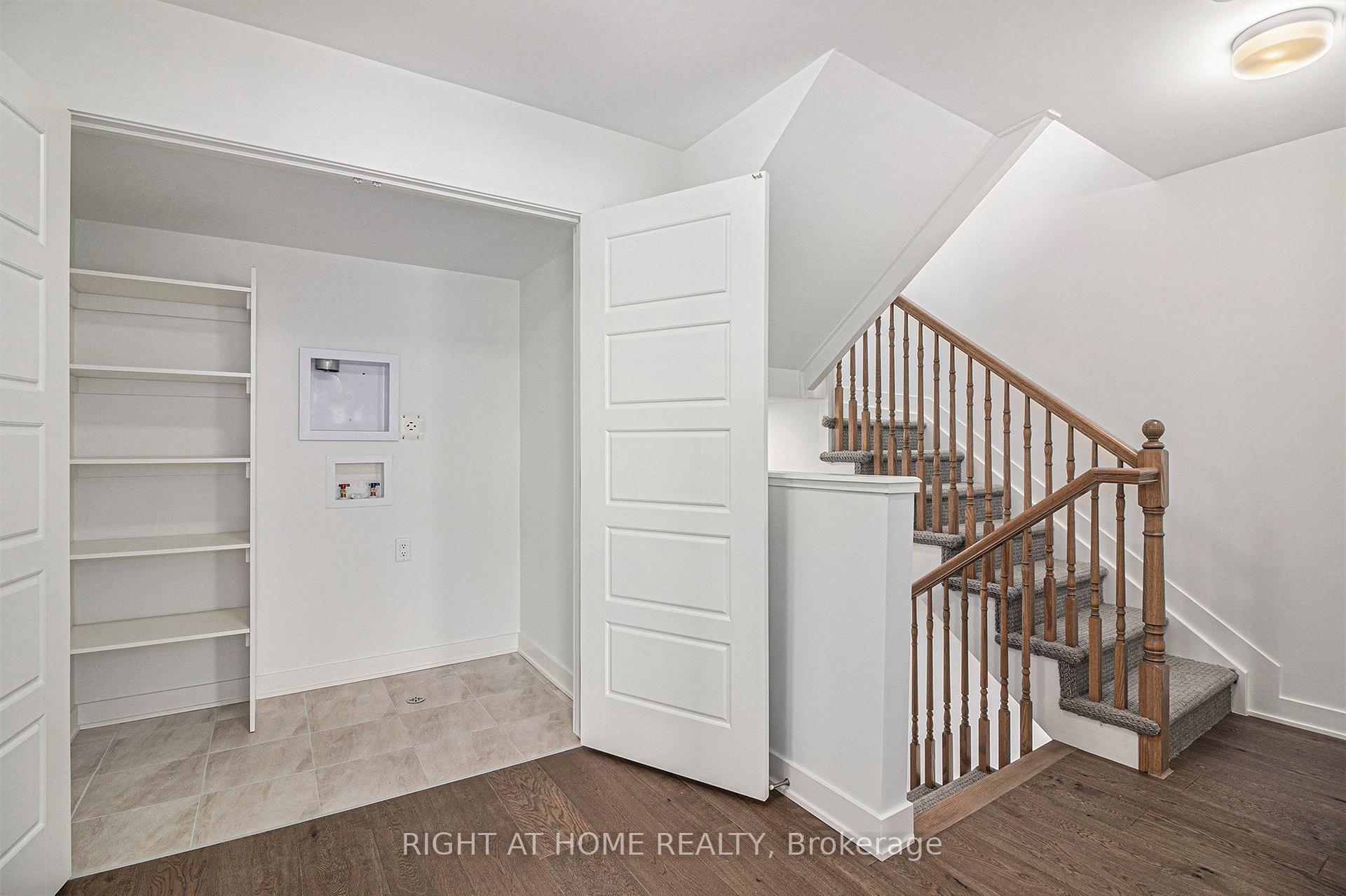 Photo 10 of 402 Mishi, Ottawa, CFB Rockcliffe and Area — HOMEH