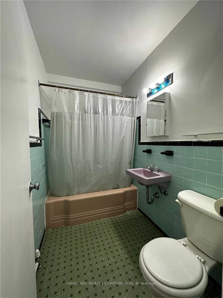 Photo 4 of Unit 104, 660 Eglinton Avenue W, Toronto, Forest Hill North — HOMEH