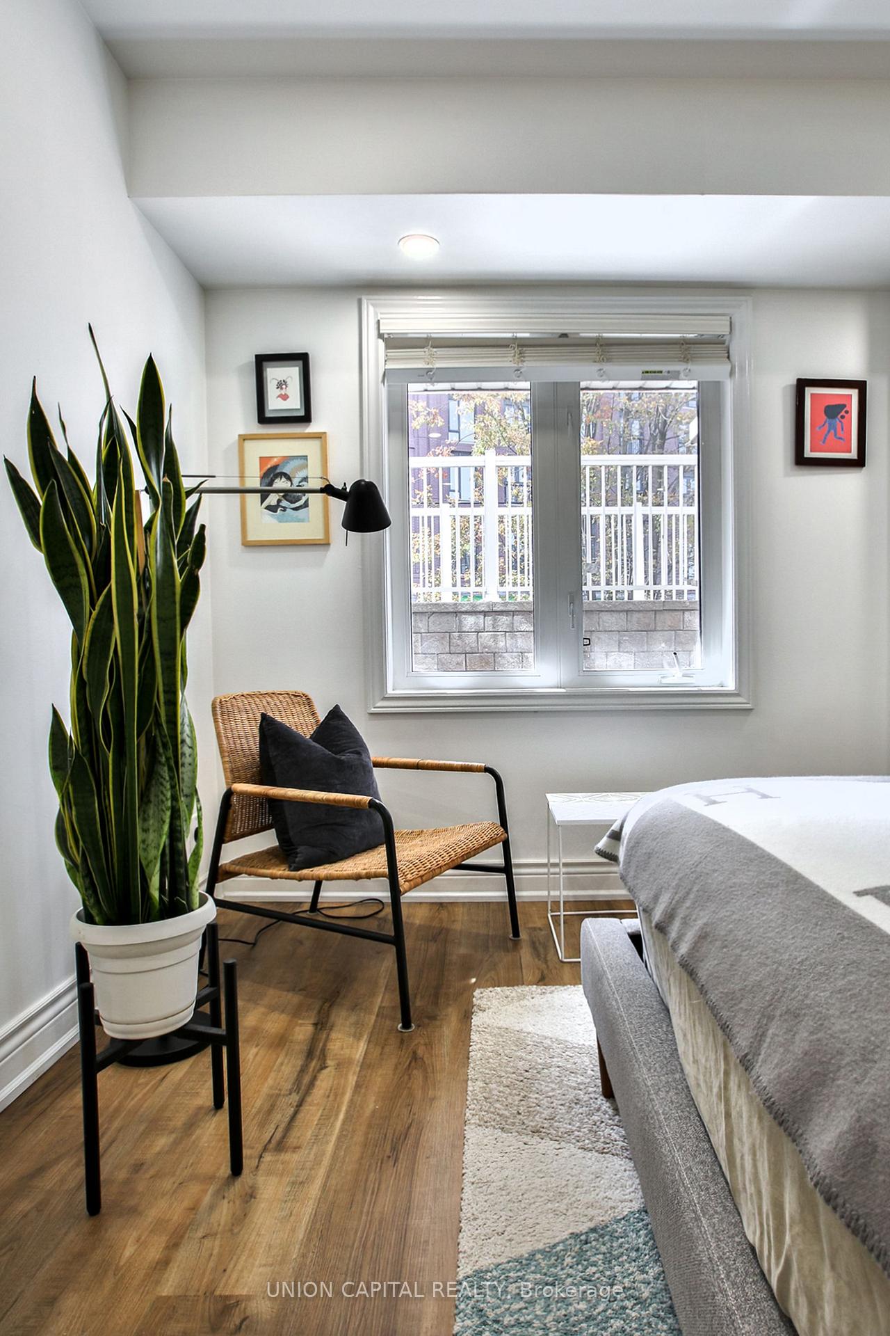 Photo 23 of 12 Sudbury Street, Toronto, Niagara — HOMEH