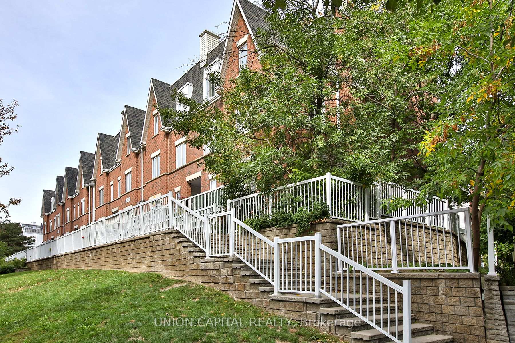 Photo 34 of 12 Sudbury Street, Toronto, Niagara — HOMEH