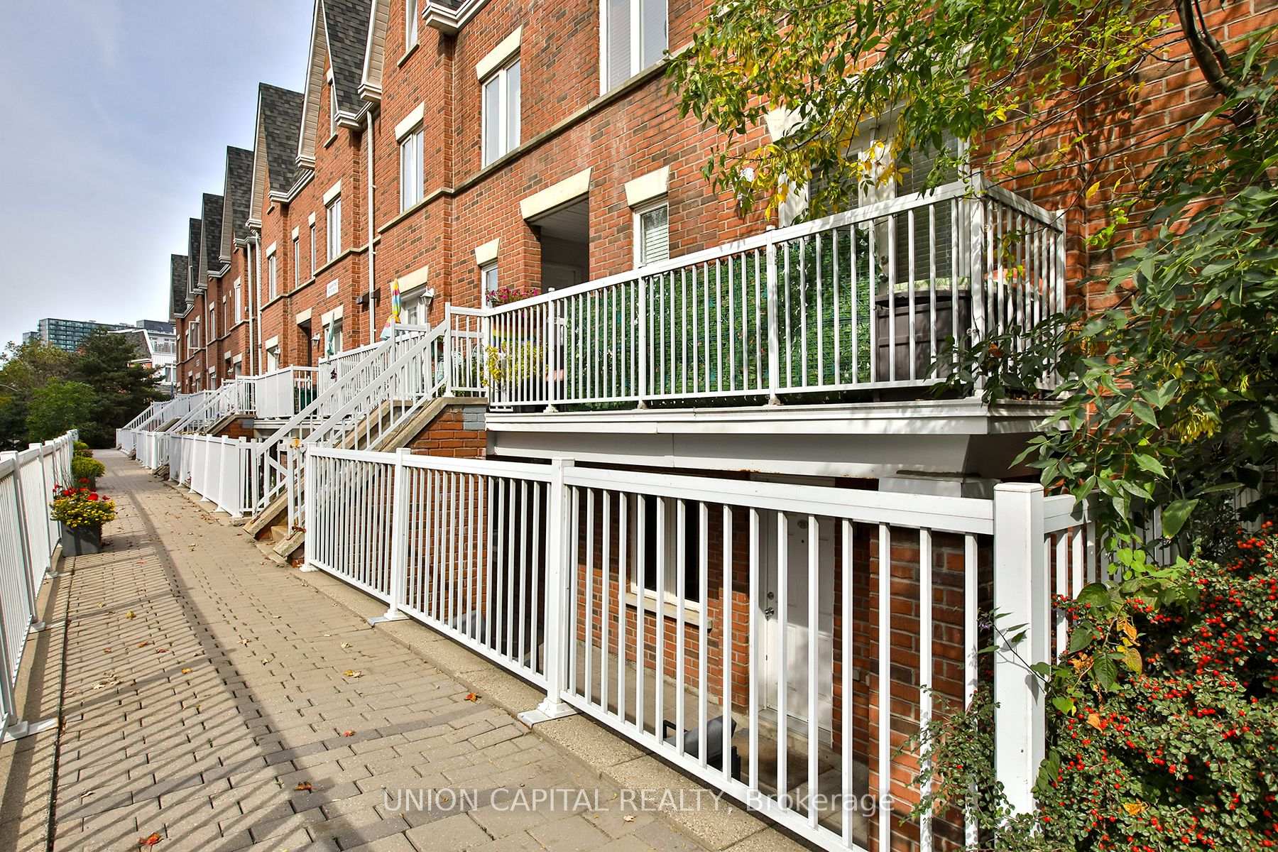 Photo 36 of 12 Sudbury Street, Toronto, Niagara — HOMEH