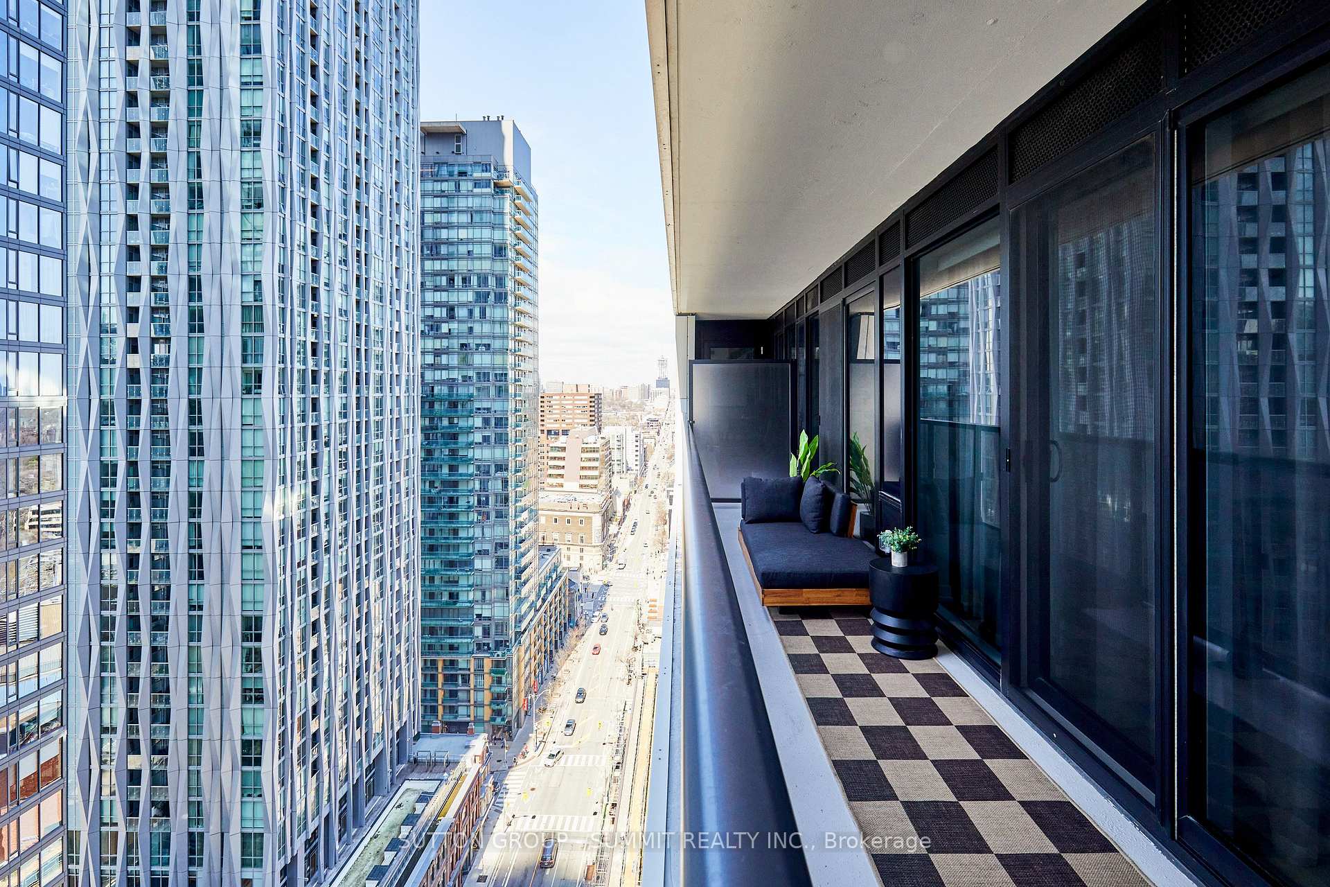 Photo 23 of Unit 2501, 771 Yonge Street, Toronto, Rosedale-Moore Park — HOMEH