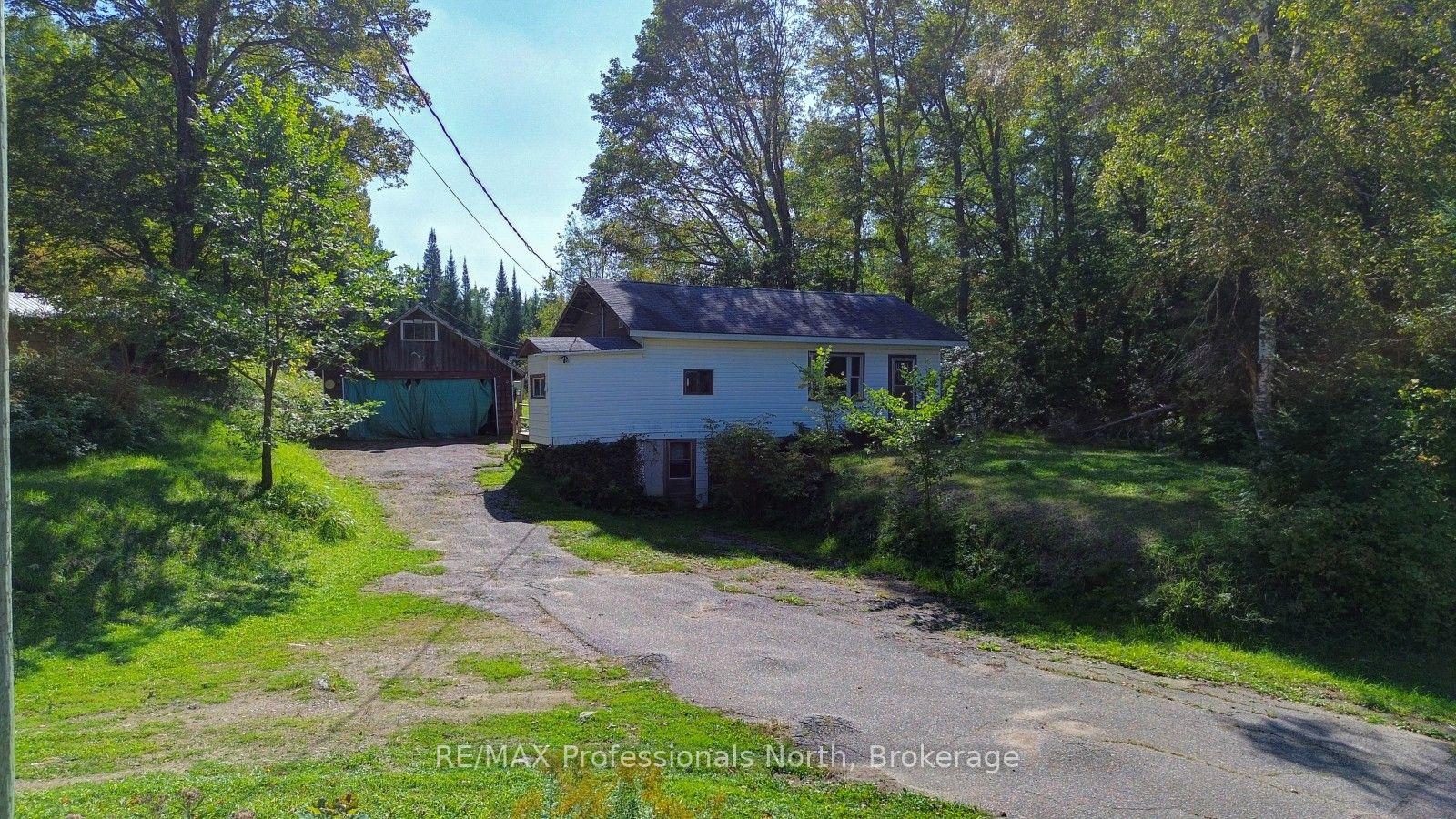 Photo 9 of 4388 Loop Road, Highlands East, Cardiff Ward — HOMEH