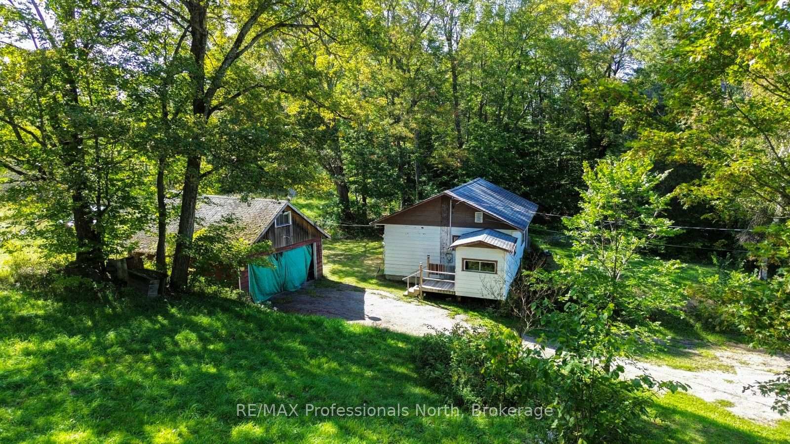 Photo 13 of 4388 Loop Road, Highlands East, Cardiff Ward — HOMEH