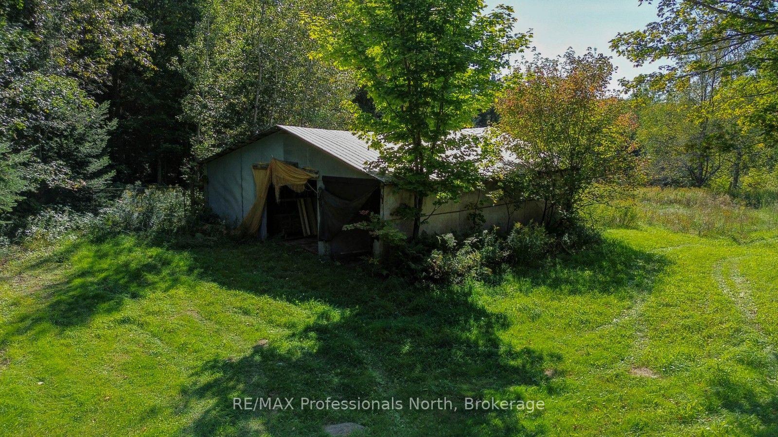 Photo 14 of 4388 Loop Road, Highlands East, Cardiff Ward — HOMEH