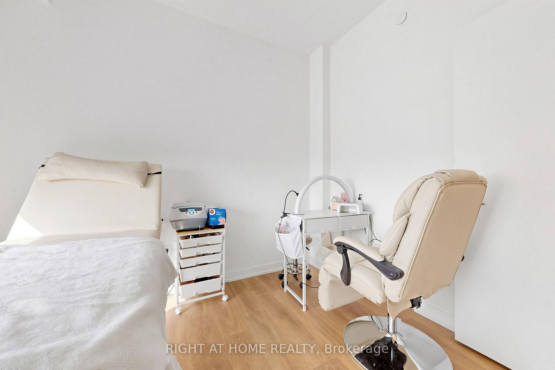 Photo 29 of Unit 909, 474 Caldari Road, Vaughan, Concord — HOMEH
