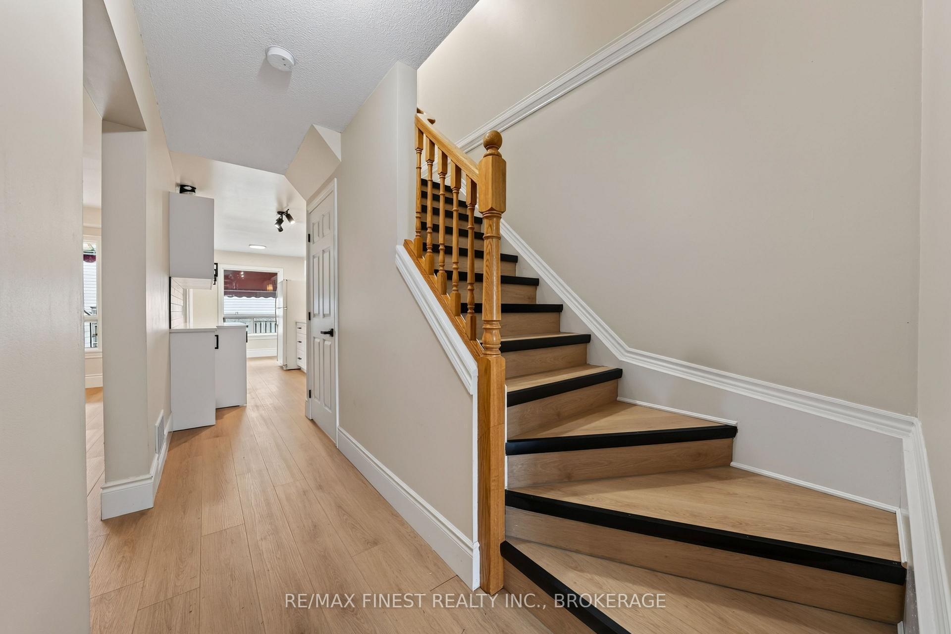Photo 7 of 975 Ringstead Street, Kingston, City SouthWest — HOMEH