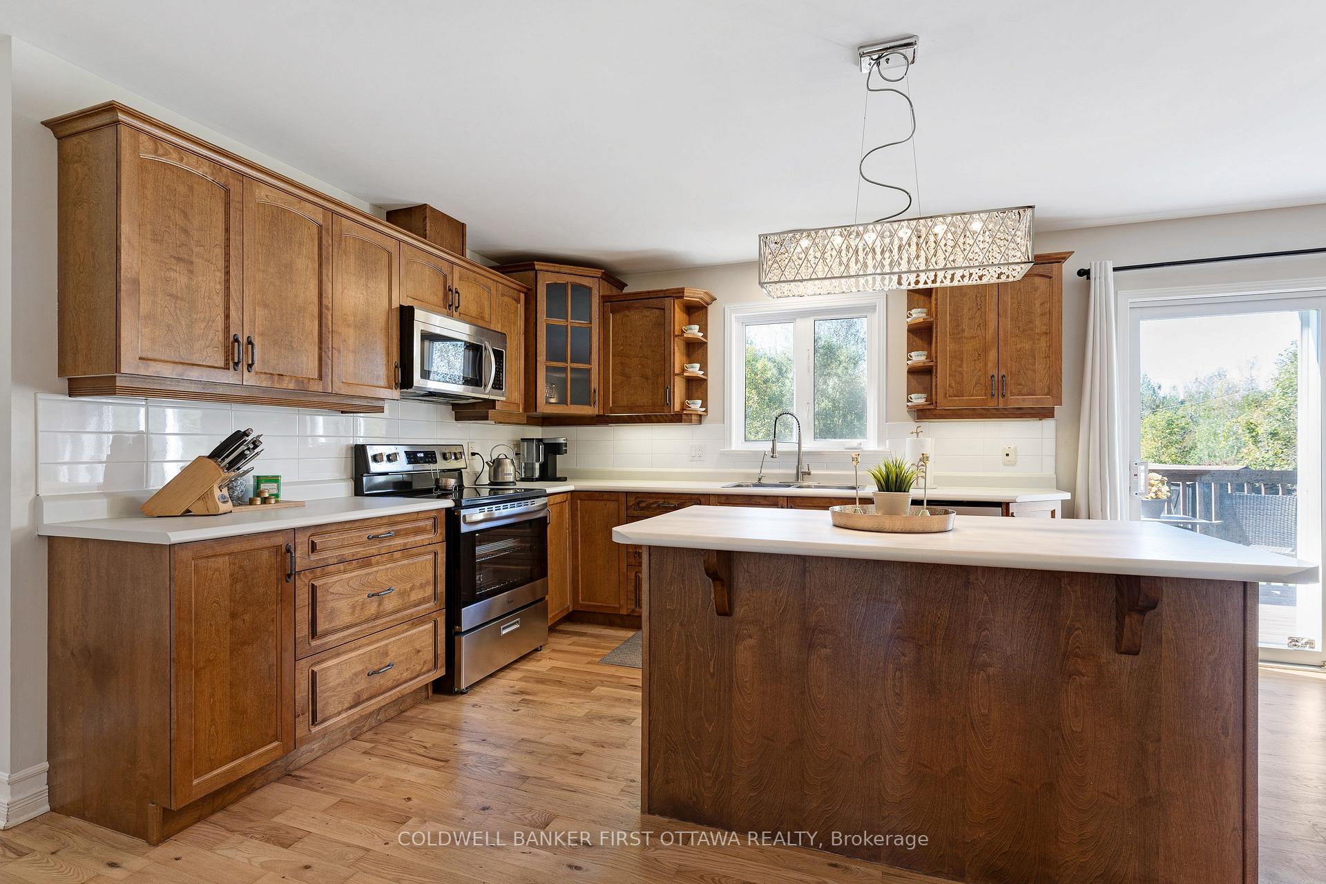 Photo 9 of 4230 Gordon Murdock Road, Ottawa, Osgoode Twp South of Reg Rd 6 — HOMEH