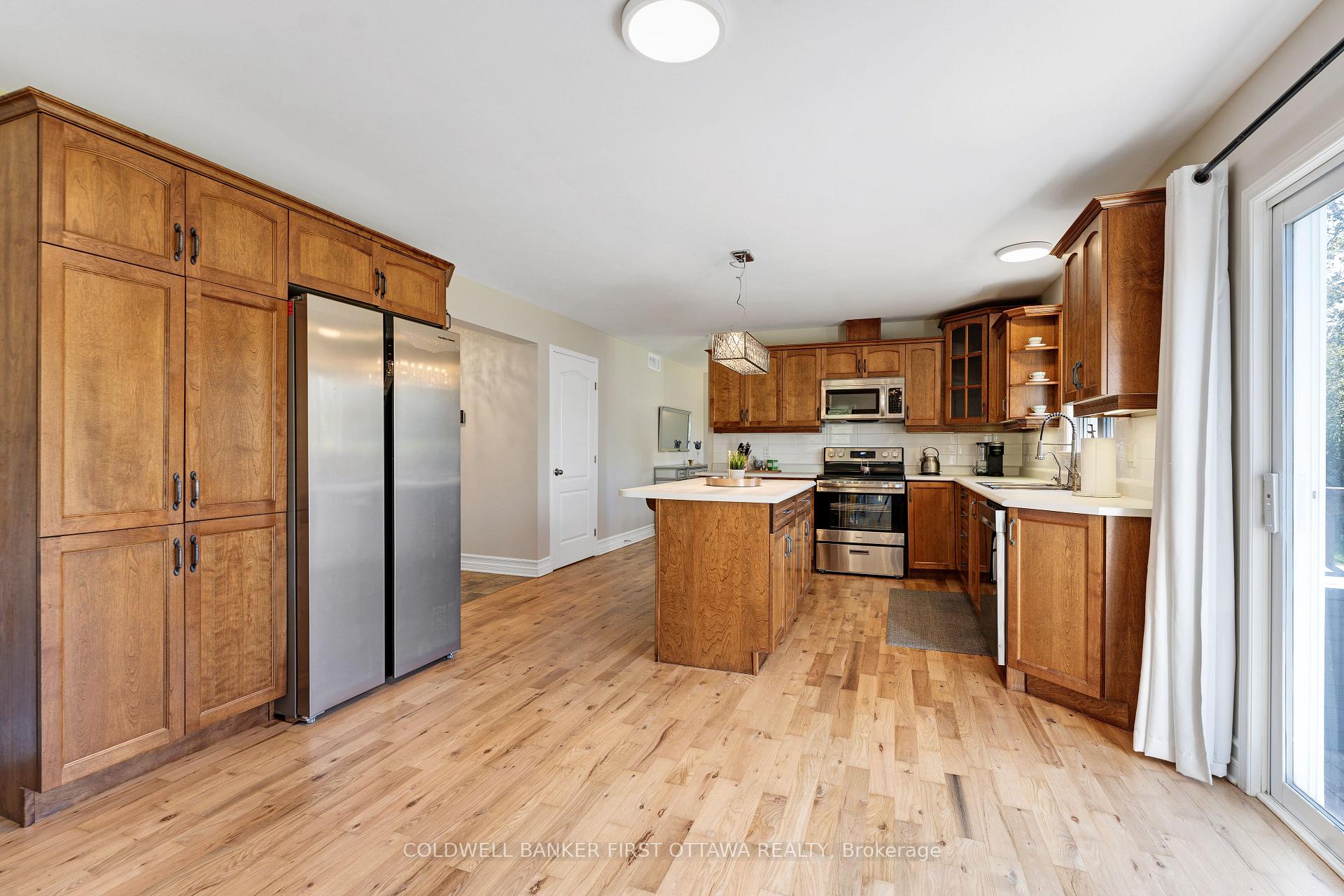 Photo 10 of 4230 Gordon Murdock Road, Ottawa, Osgoode Twp South of Reg Rd 6 — HOMEH