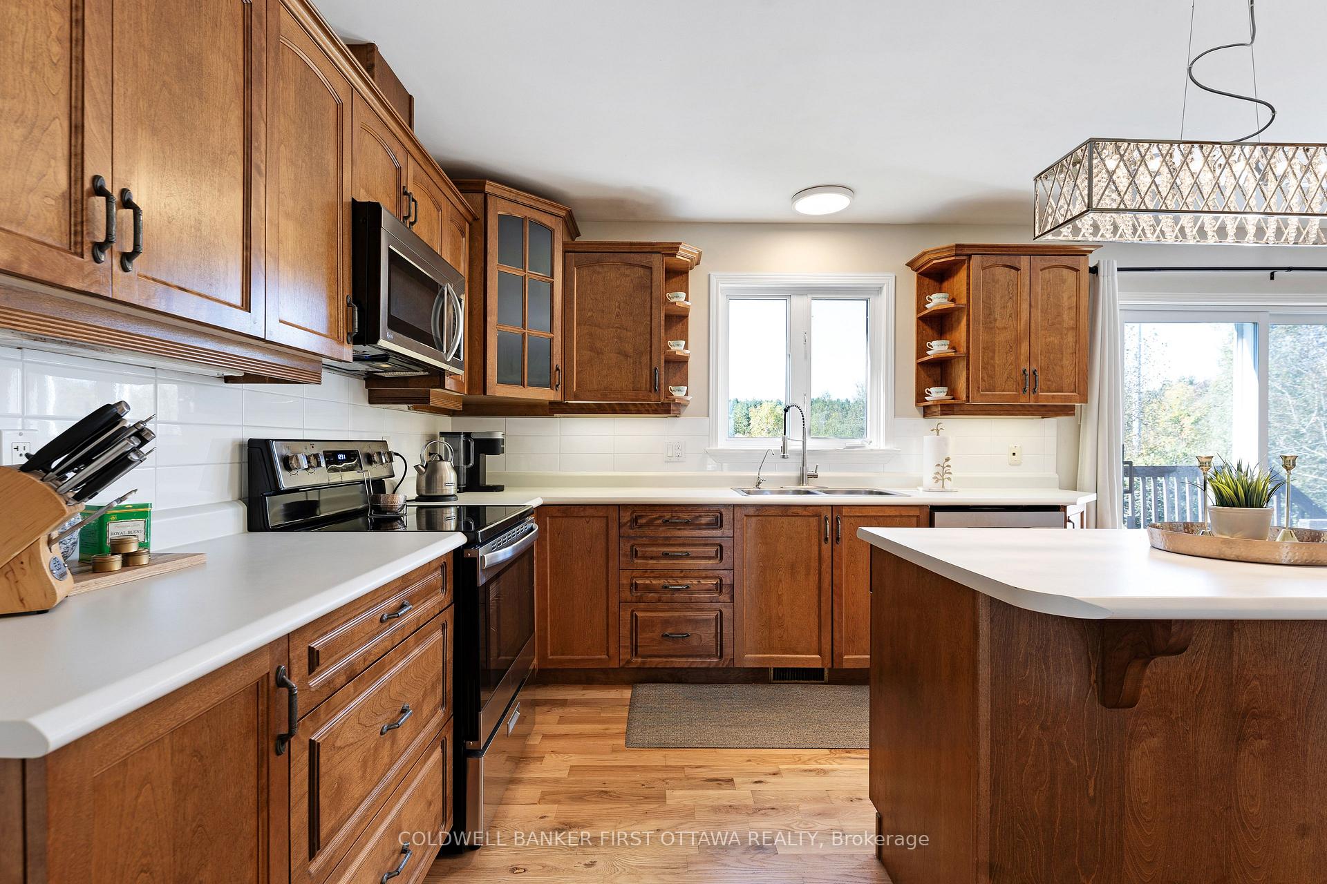 Photo 11 of 4230 Gordon Murdock Road, Ottawa, Osgoode Twp South of Reg Rd 6 — HOMEH