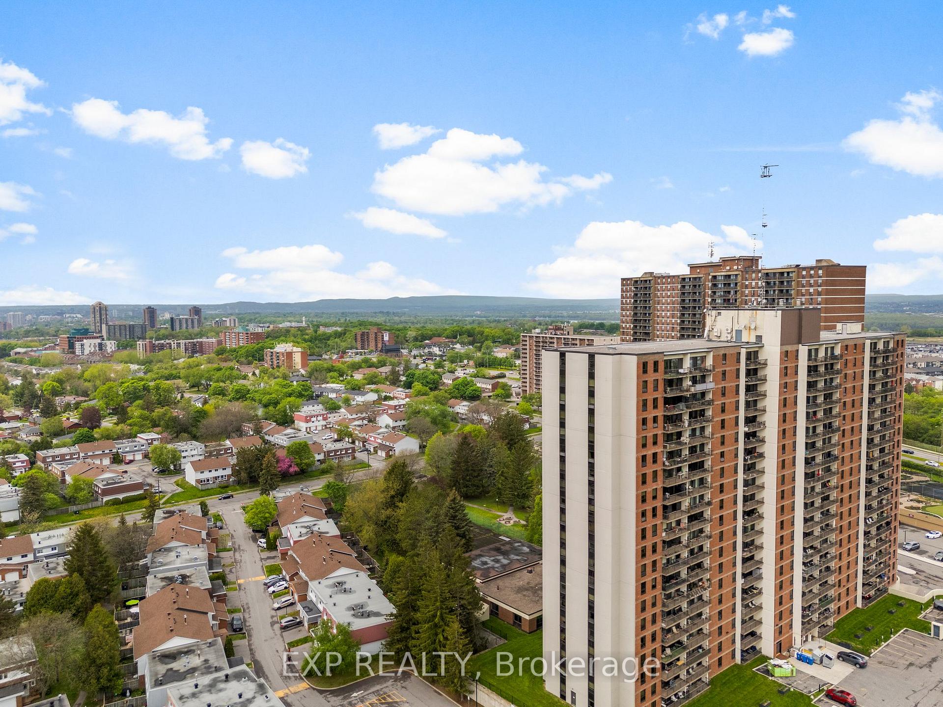 Photo 4 of Unit 1603, 665 Bathgate Drive, Ottawa, Carson Meadows — HOMEH
