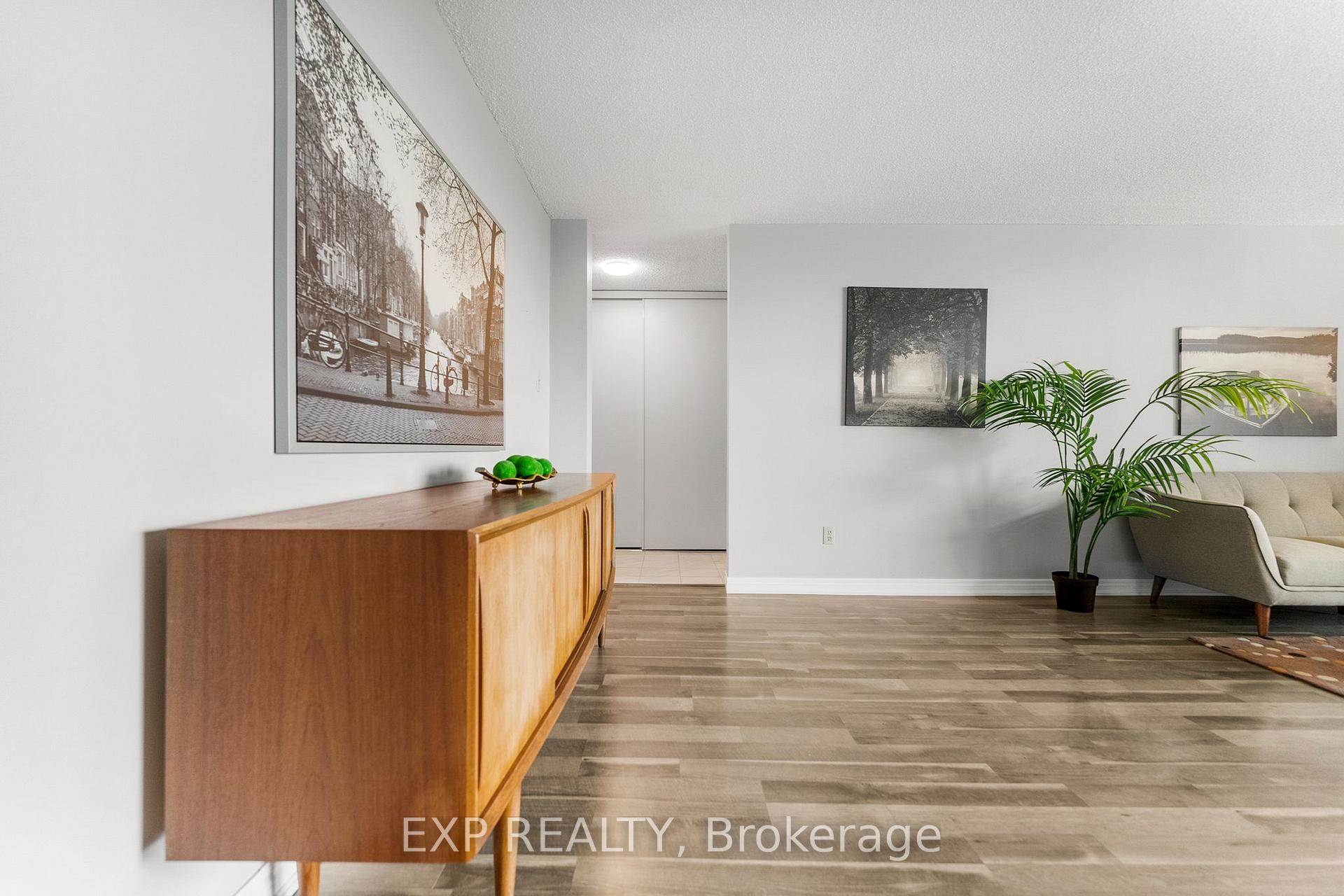 Photo 12 of Unit 1603, 665 Bathgate Drive, Ottawa, Carson Meadows — HOMEH