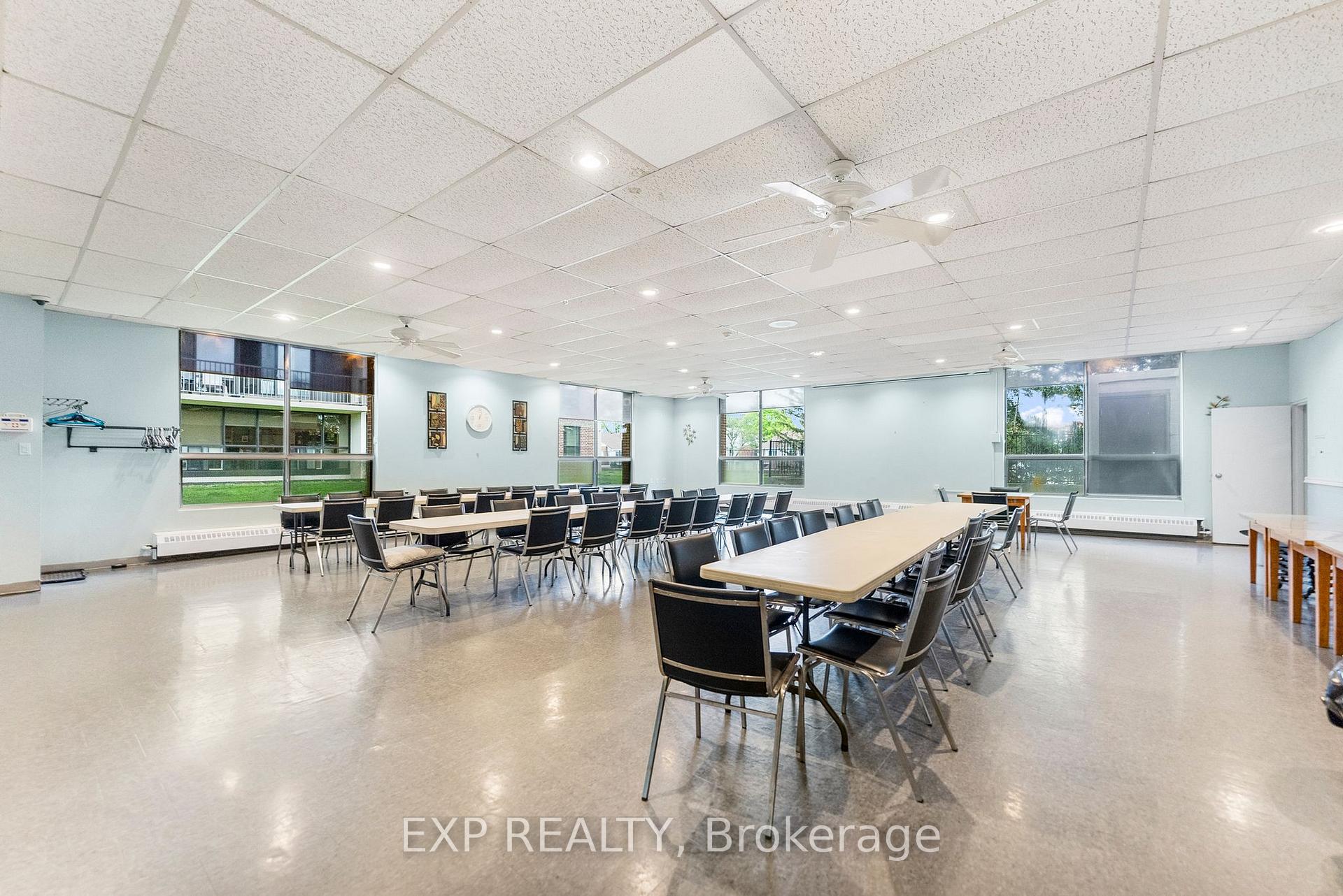 Photo 26 of Unit 1603, 665 Bathgate Drive, Ottawa, Carson Meadows — HOMEH