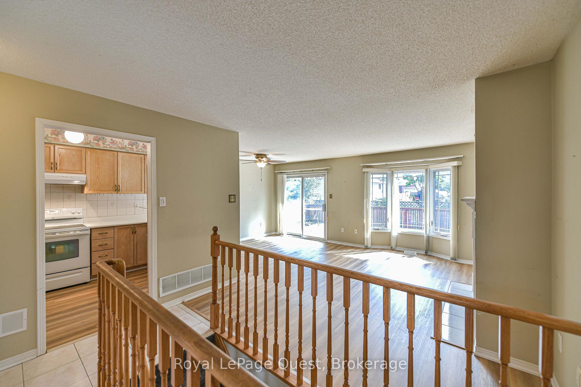 Photo 6 of 37 Ashton Street, Orillia — HOMEH