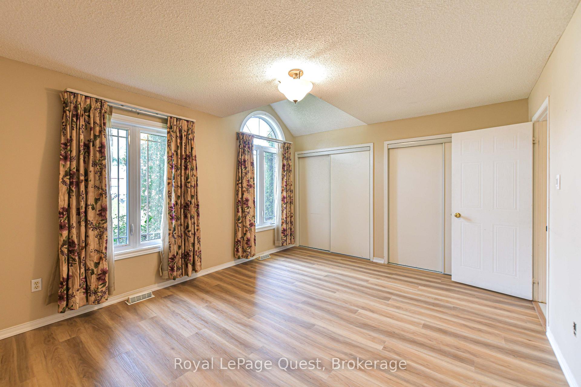 Photo 14 of 37 Ashton Street, Orillia — HOMEH