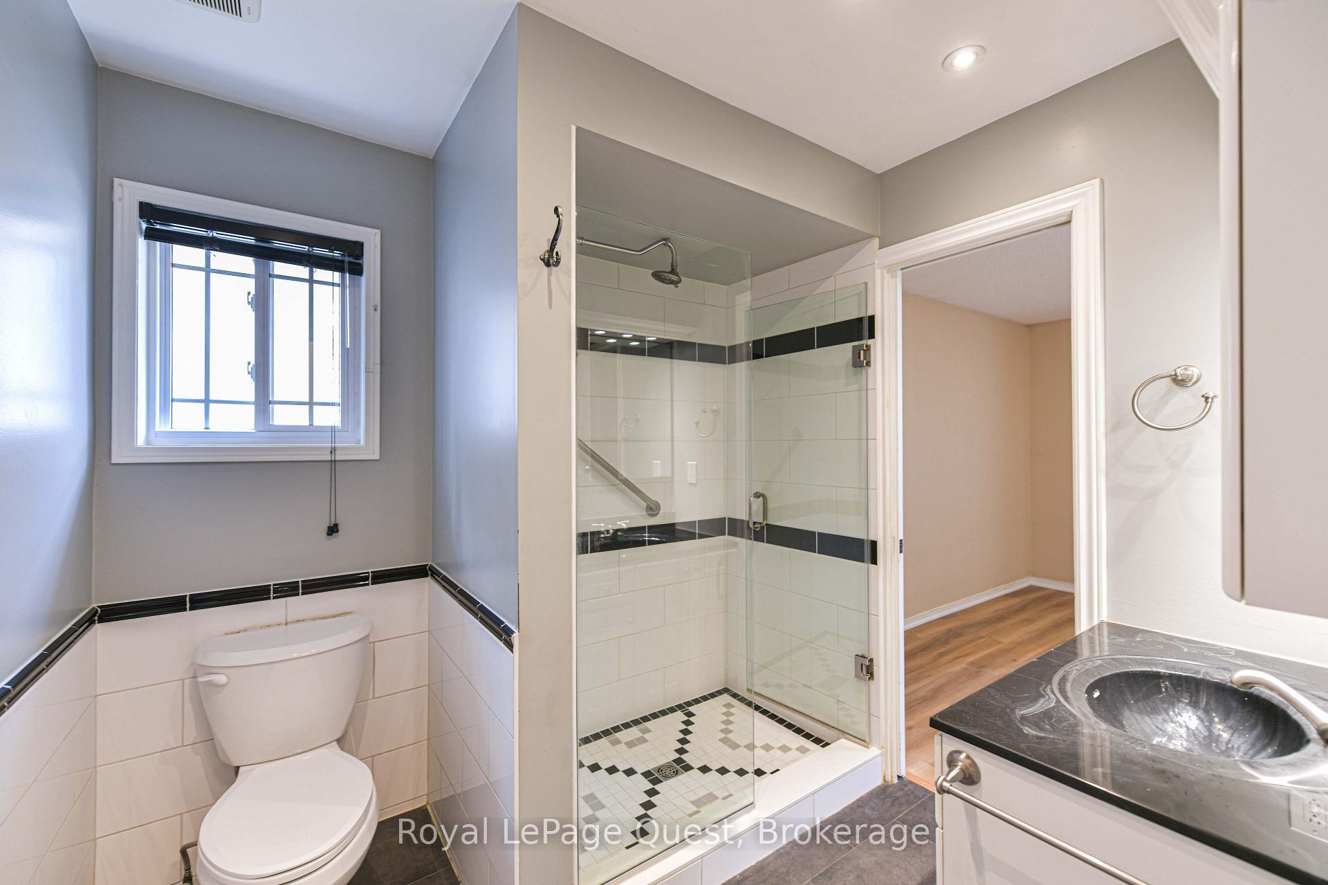 Photo 19 of 37 Ashton Street, Orillia — HOMEH