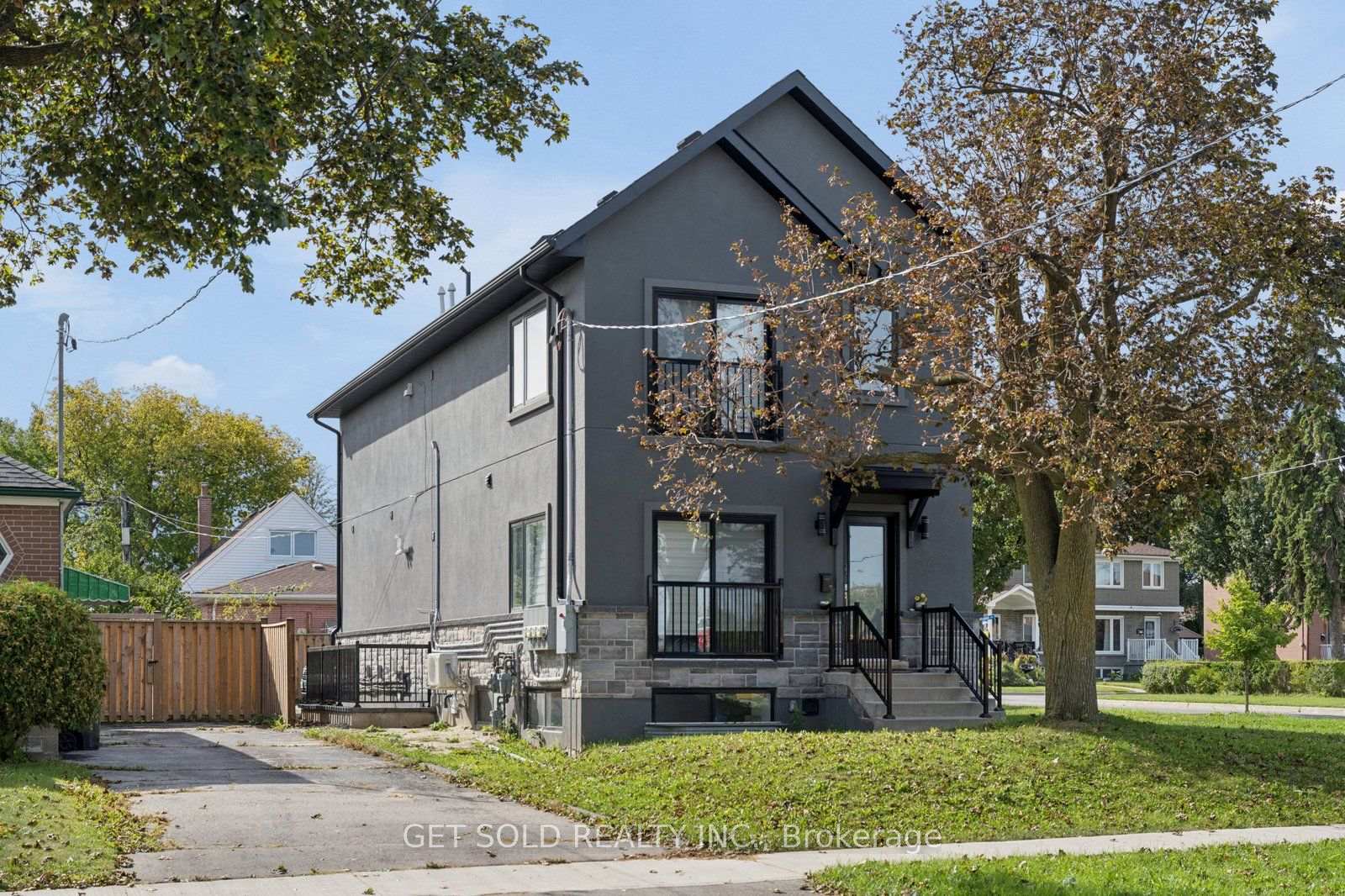 Photo of 15 Burrard Road