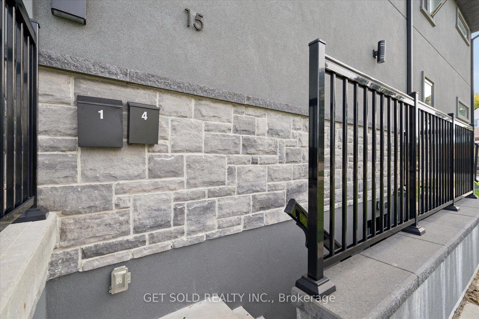 Photo 32 of 15 Burrard Road, Etobicoke, Elms-Old Rexdale — HOMEH