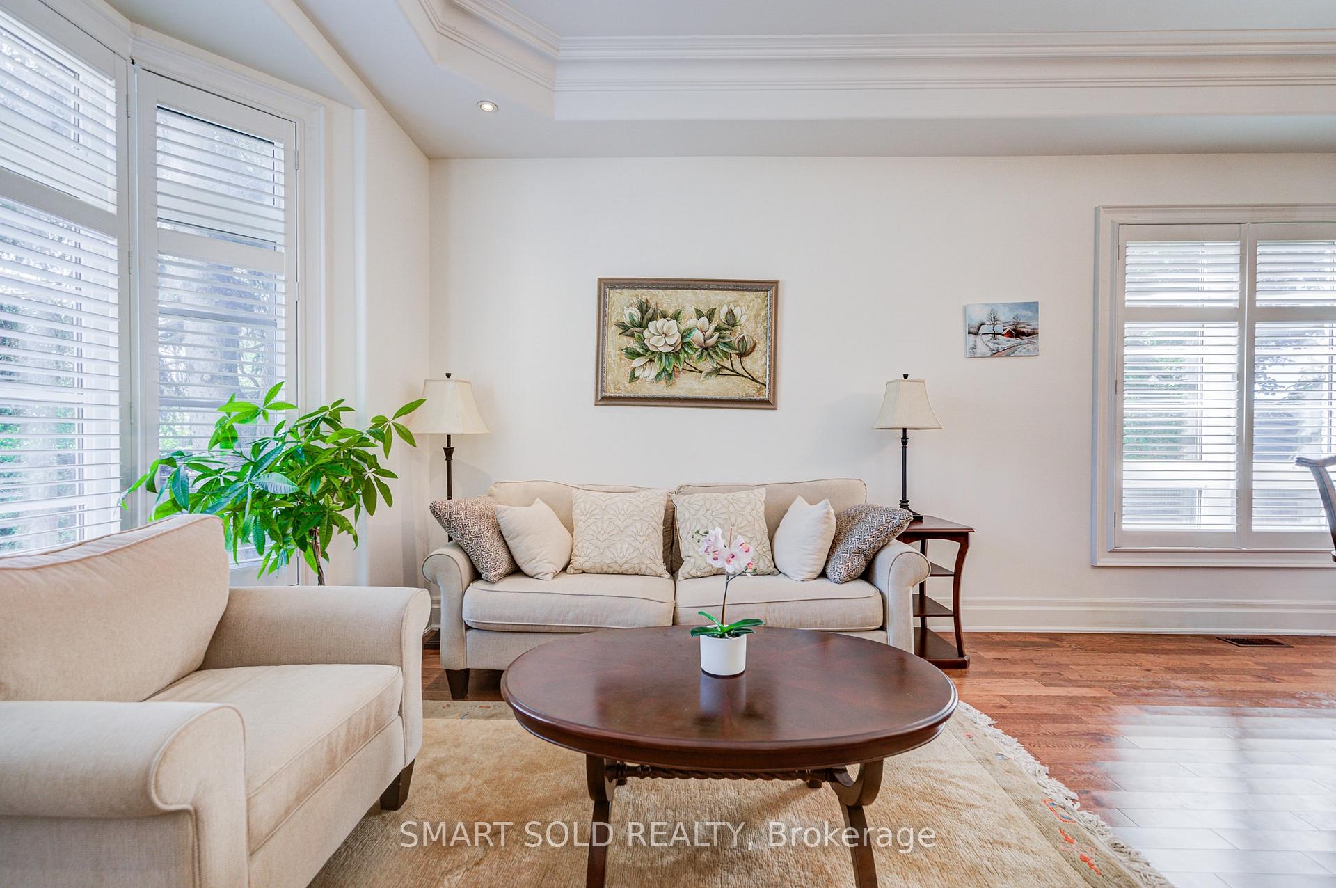 Photo 7 of 6 Brill Crescent, North York, Newtonbrook West — HOMEH