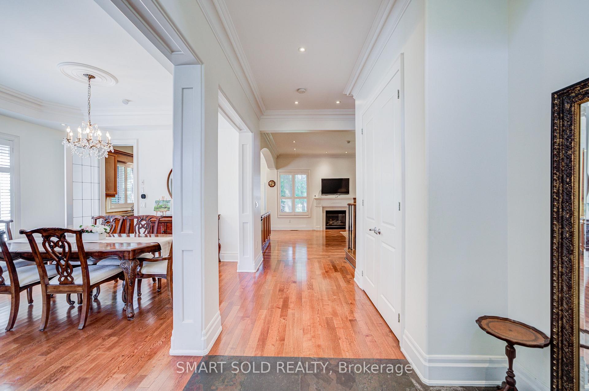 Photo 11 of 6 Brill Crescent, North York, Newtonbrook West — HOMEH