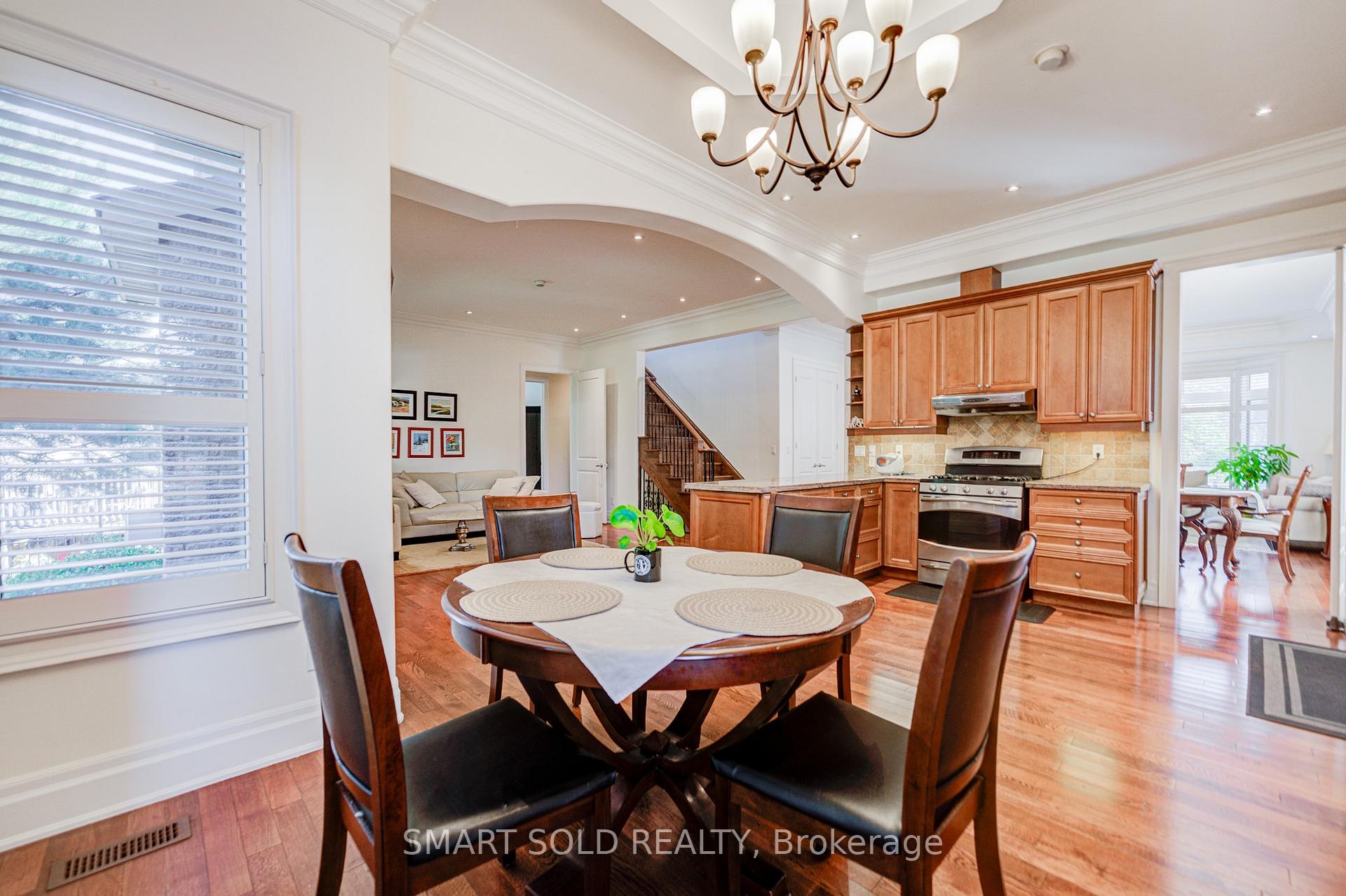 Photo 16 of 6 Brill Crescent, North York, Newtonbrook West — HOMEH
