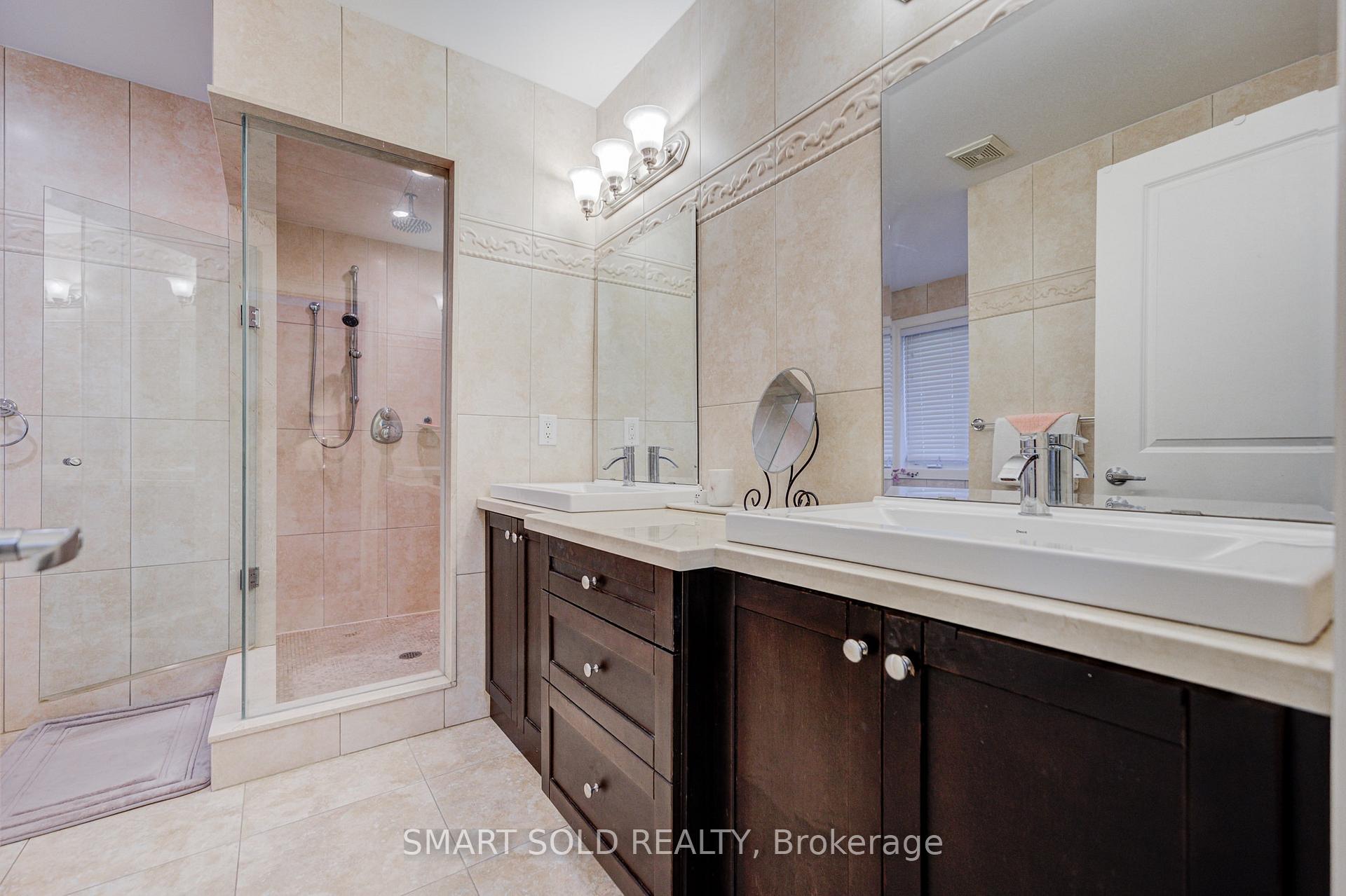 Photo 25 of 6 Brill Crescent, North York, Newtonbrook West — HOMEH