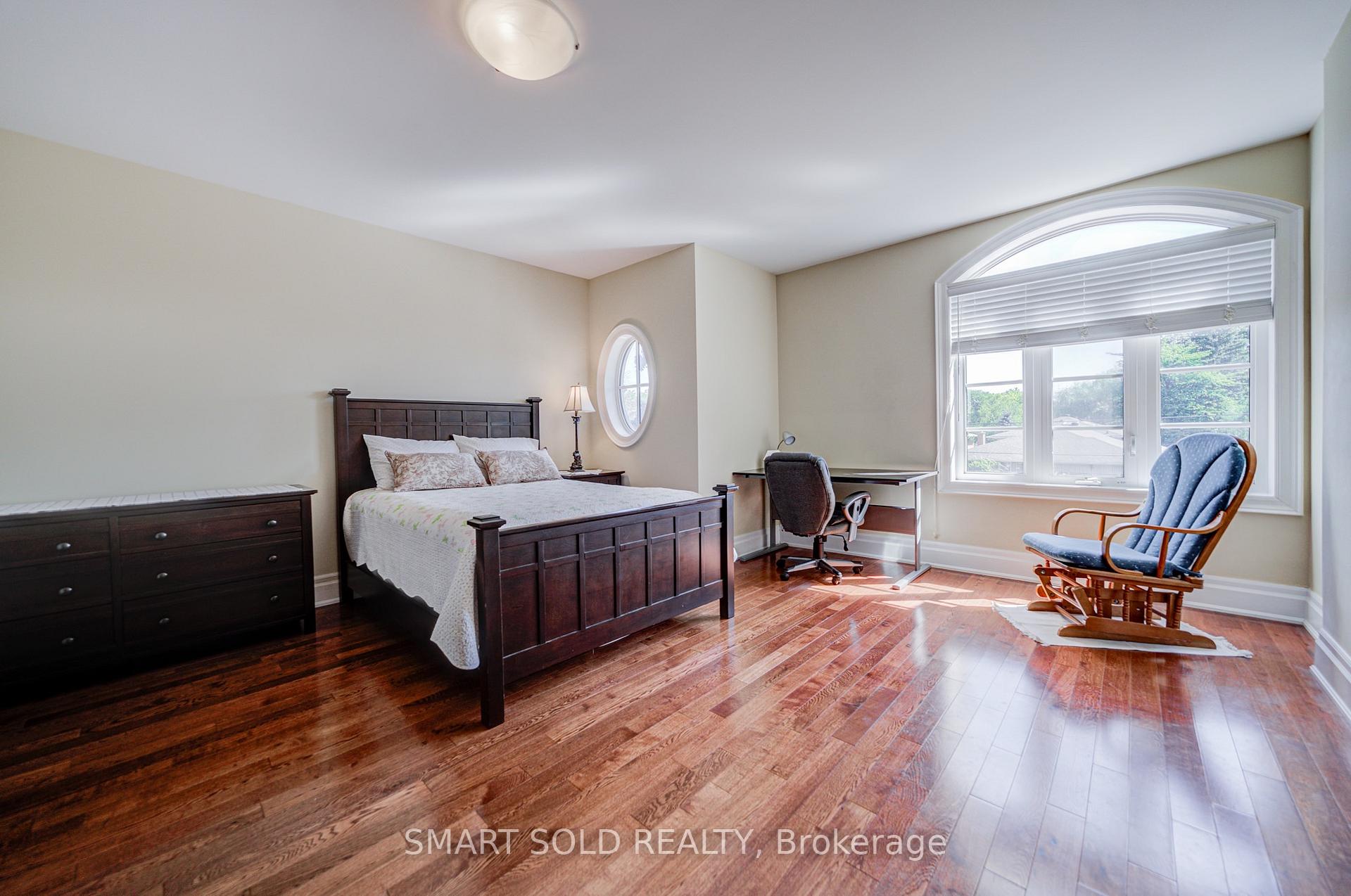 Photo 27 of 6 Brill Crescent, North York, Newtonbrook West — HOMEH