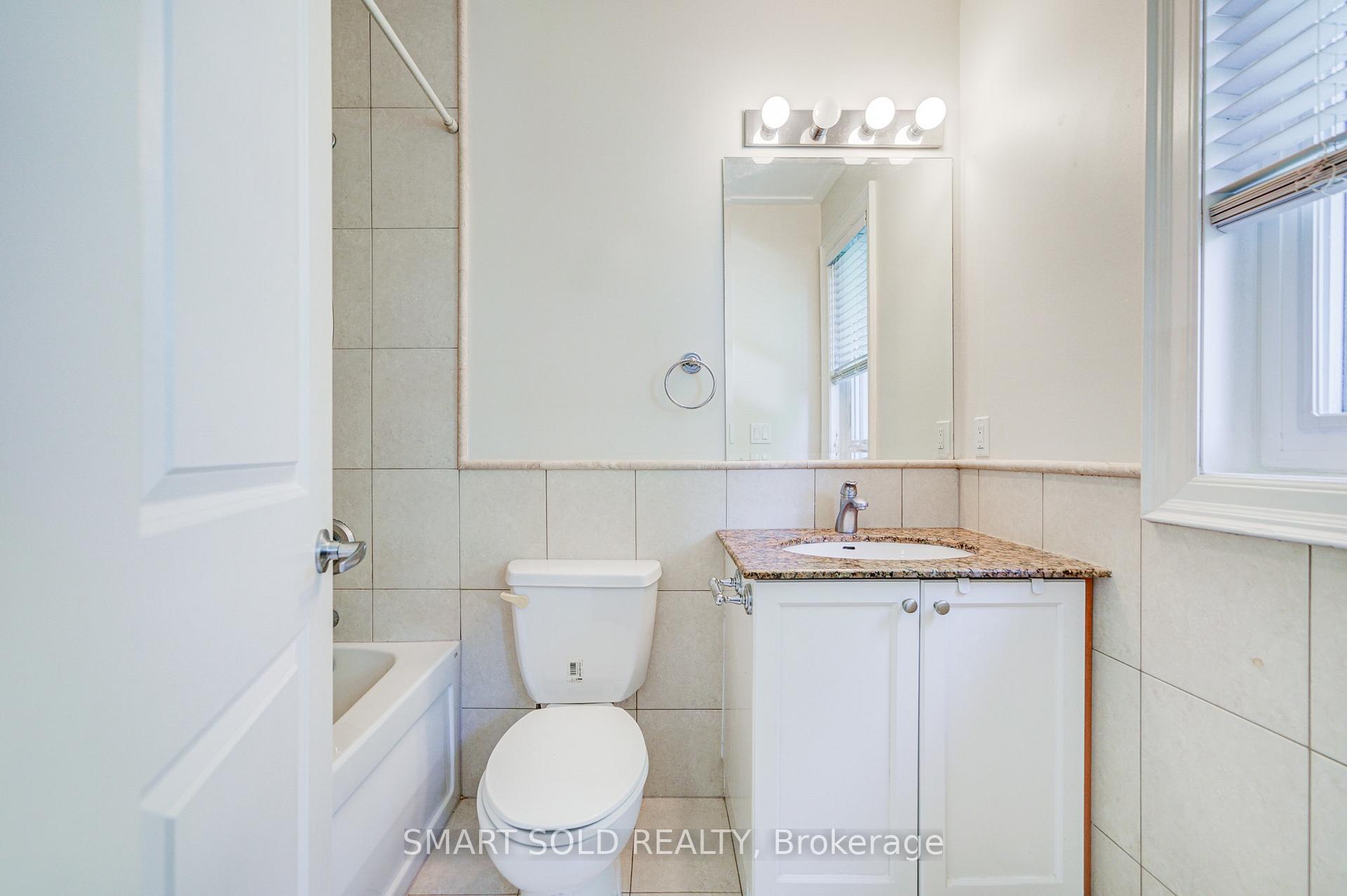 Photo 34 of 6 Brill Crescent, North York, Newtonbrook West — HOMEH