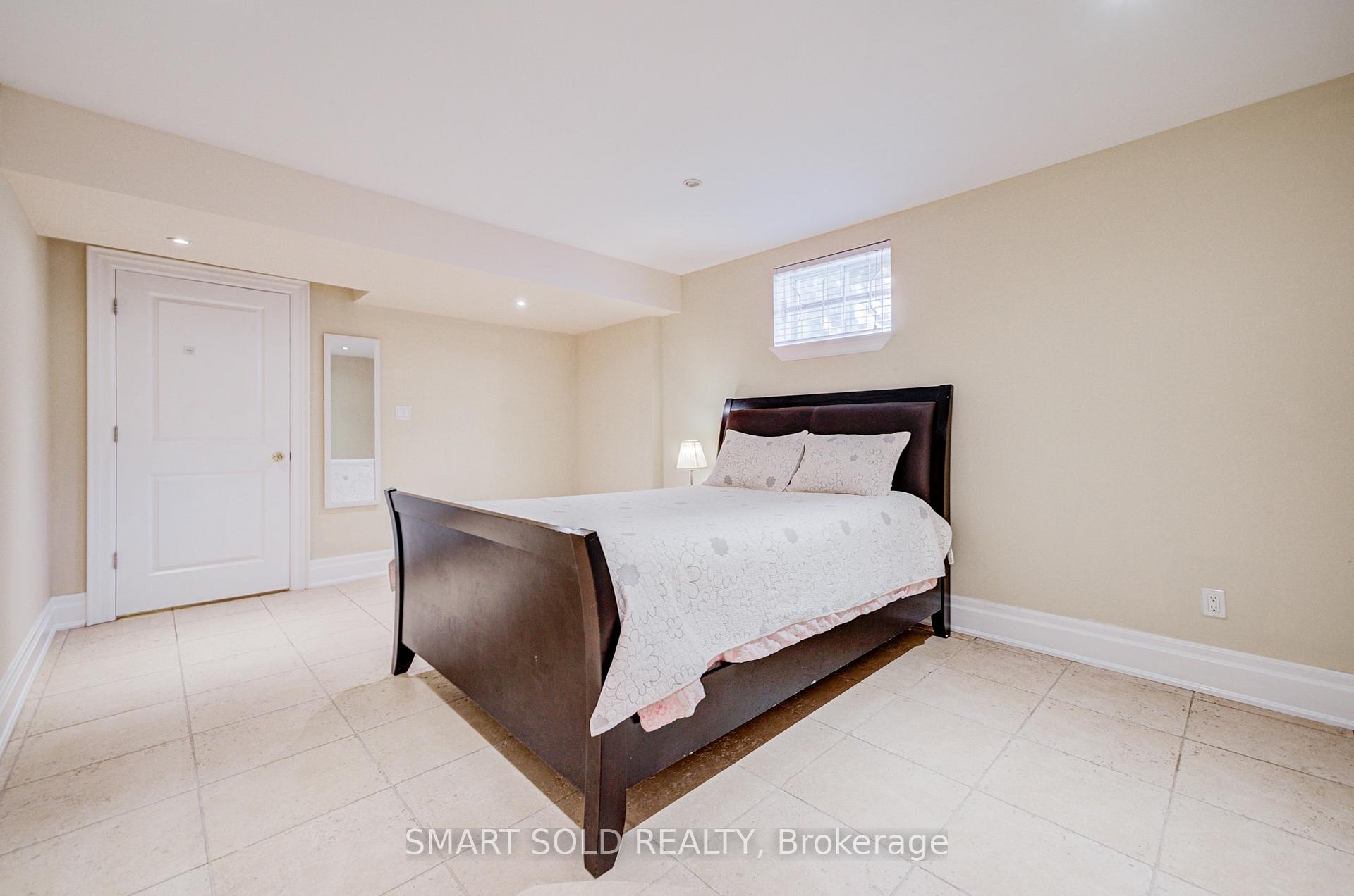 Photo 39 of 6 Brill Crescent, North York, Newtonbrook West — HOMEH