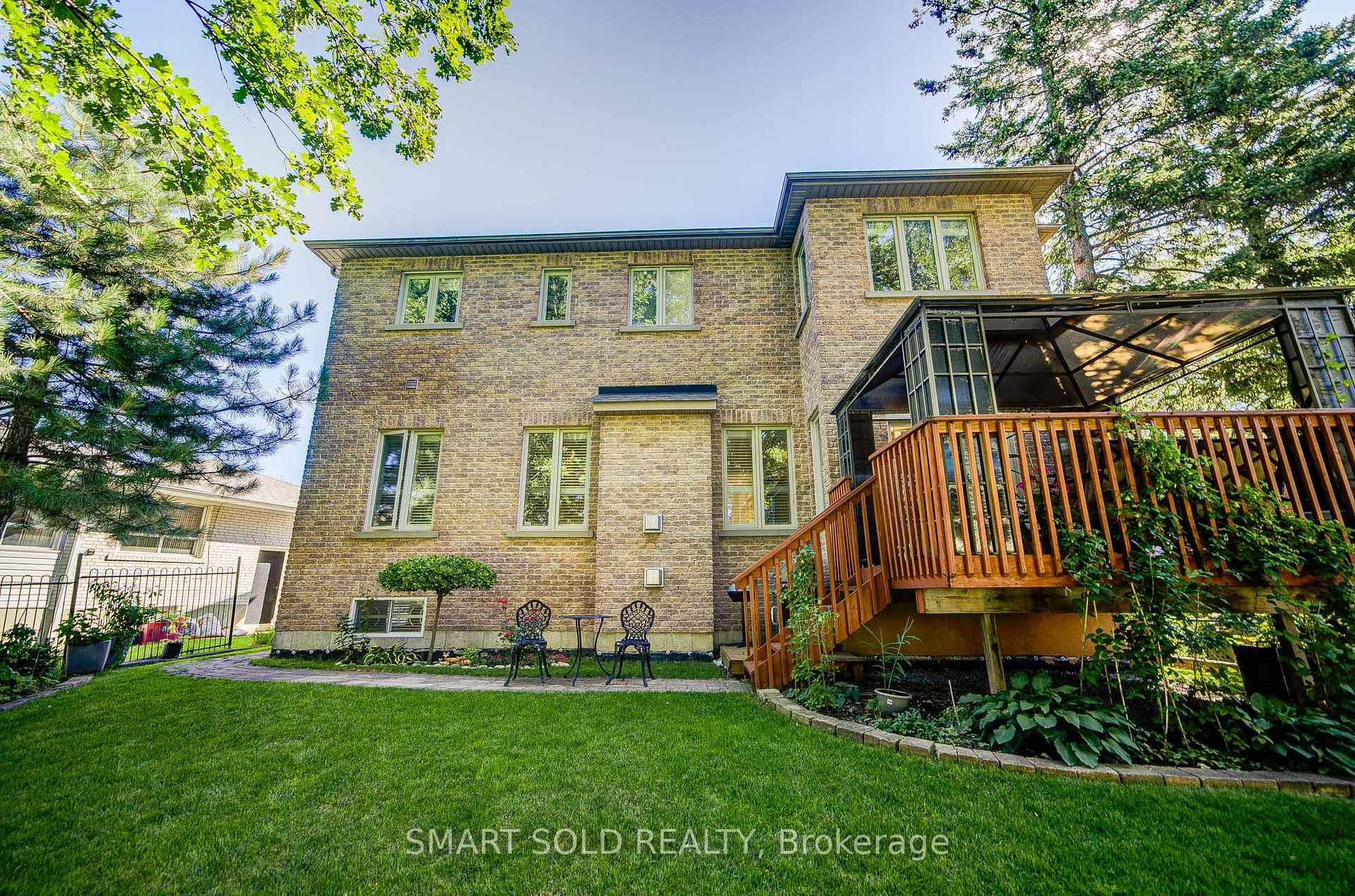 Photo 47 of 6 Brill Crescent, North York, Newtonbrook West — HOMEH