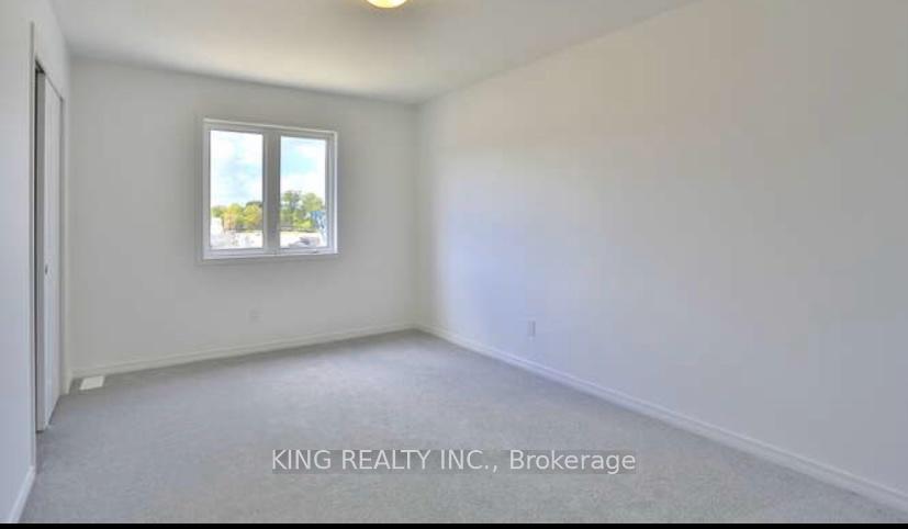 Photo 9 of 925 Tartan Court, Kitchener, Huron Park — HOMEH