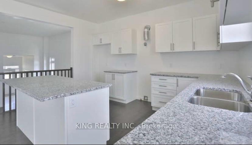 Photo 13 of 925 Tartan Court, Kitchener, Huron Park — HOMEH