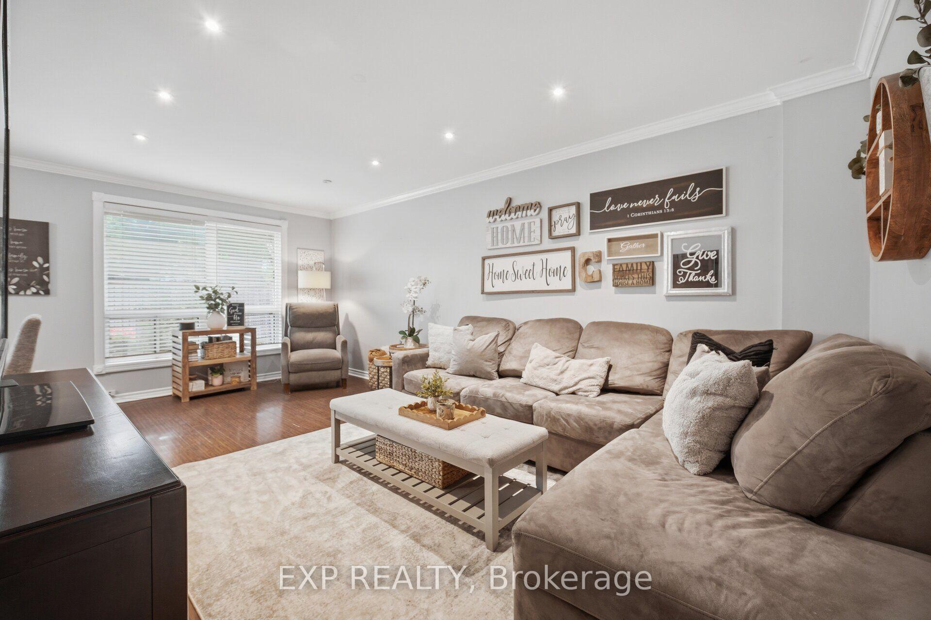 Photo 8 of 14 Royal Palm Drive, Brampton, Heart Lake East — HOMEH