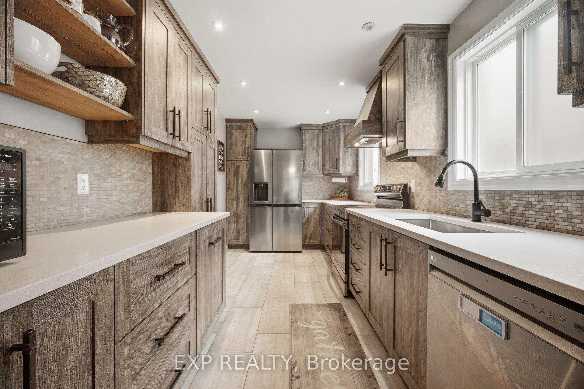 Photo 17 of 14 Royal Palm Drive, Brampton, Heart Lake East — HOMEH