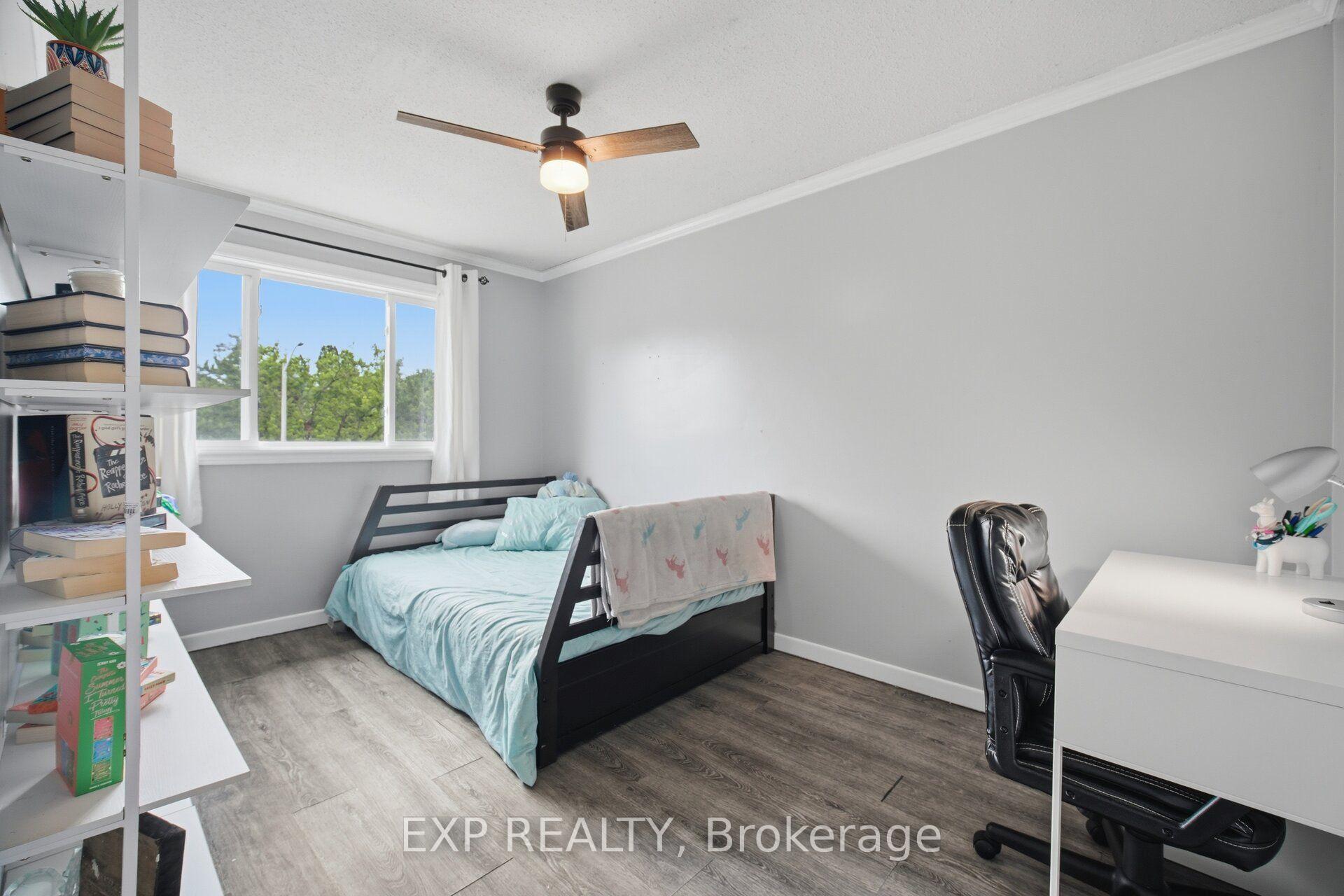 Photo 24 of 14 Royal Palm Drive, Brampton, Heart Lake East — HOMEH