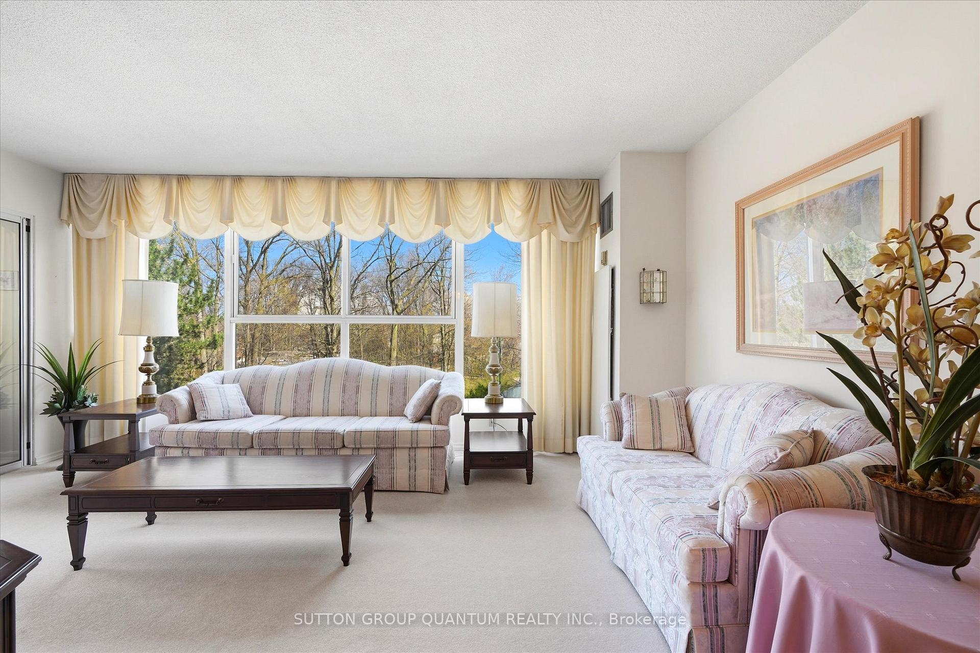 Photo 16 of Unit 403, 1271 Walden Circle, Mississauga, Clarkson — HOMEH