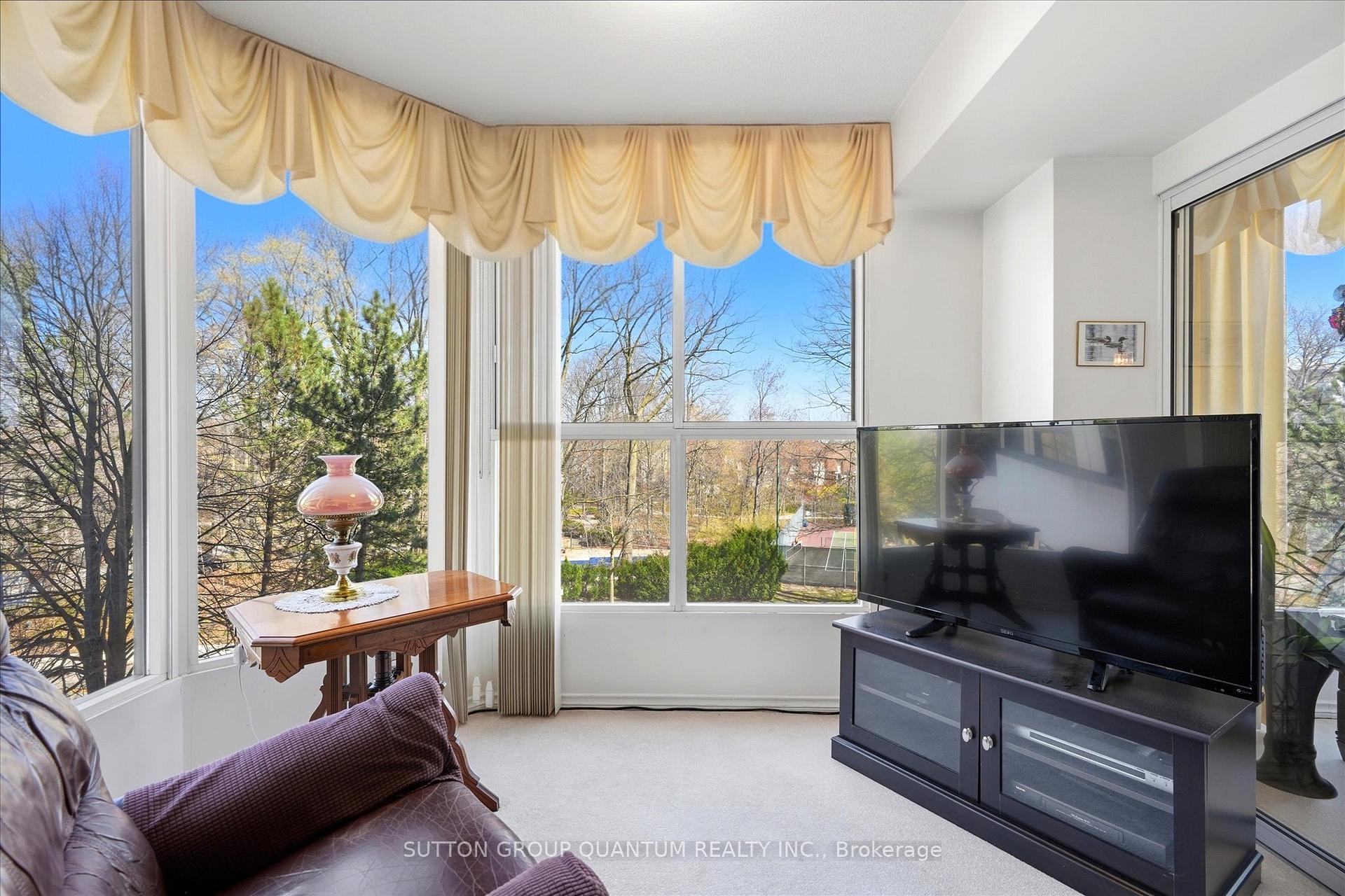 Photo 25 of Unit 403, 1271 Walden Circle, Mississauga, Clarkson — HOMEH